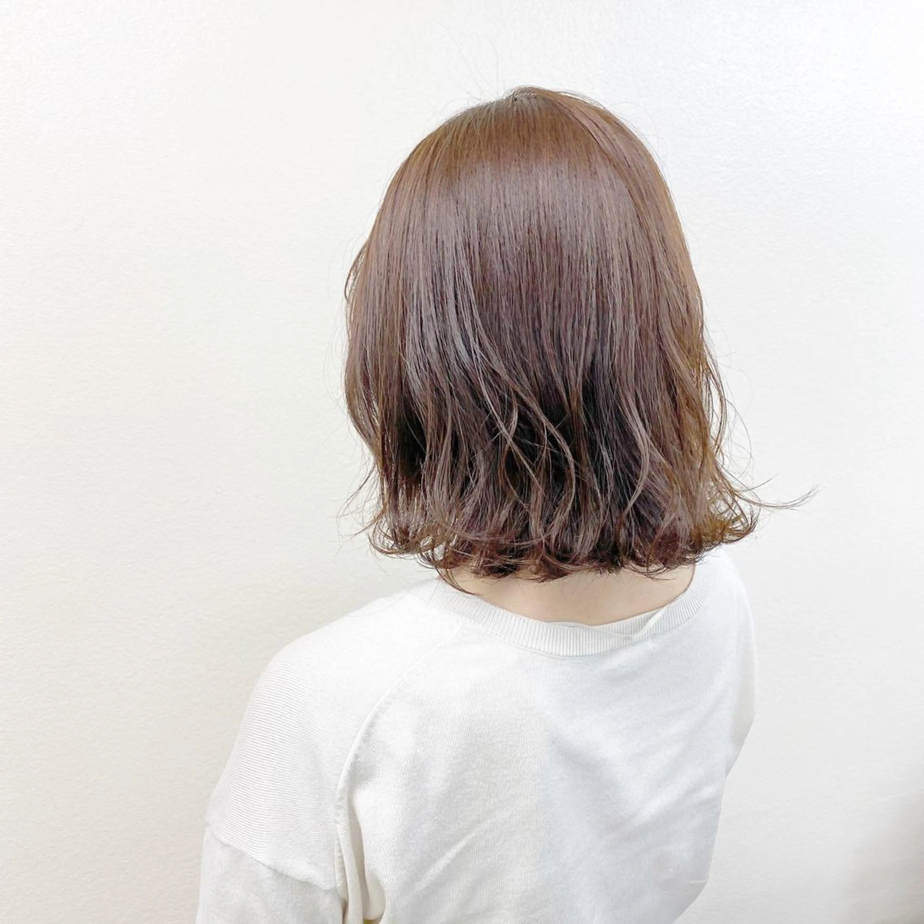 ショート カラー EMANON池袋3rd所属・ナチュラル艶髪 なおき｜池袋美容師のヘアスタイル