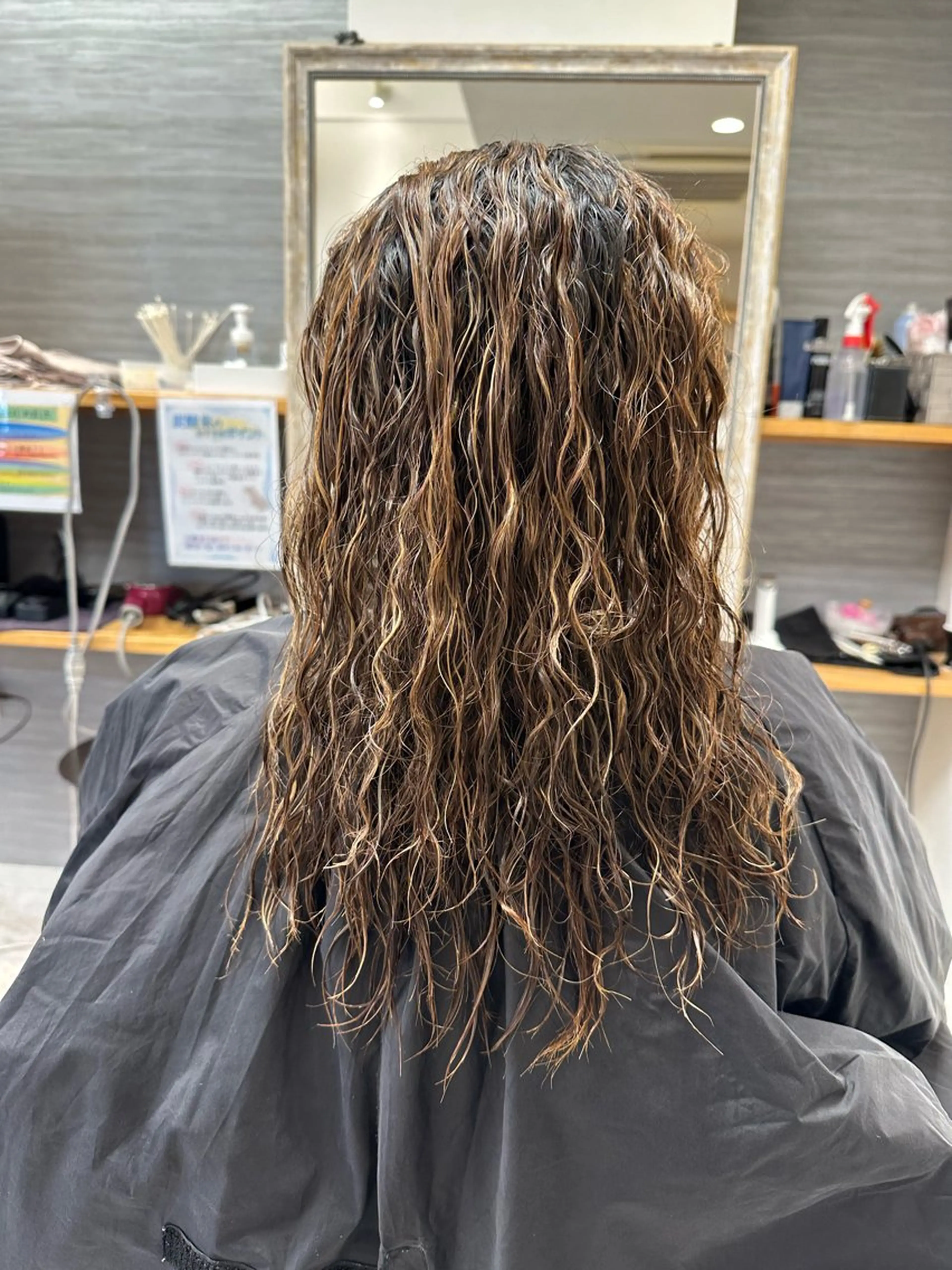 ロング パーマ メンズ 福山 宏介のヘアスタイル