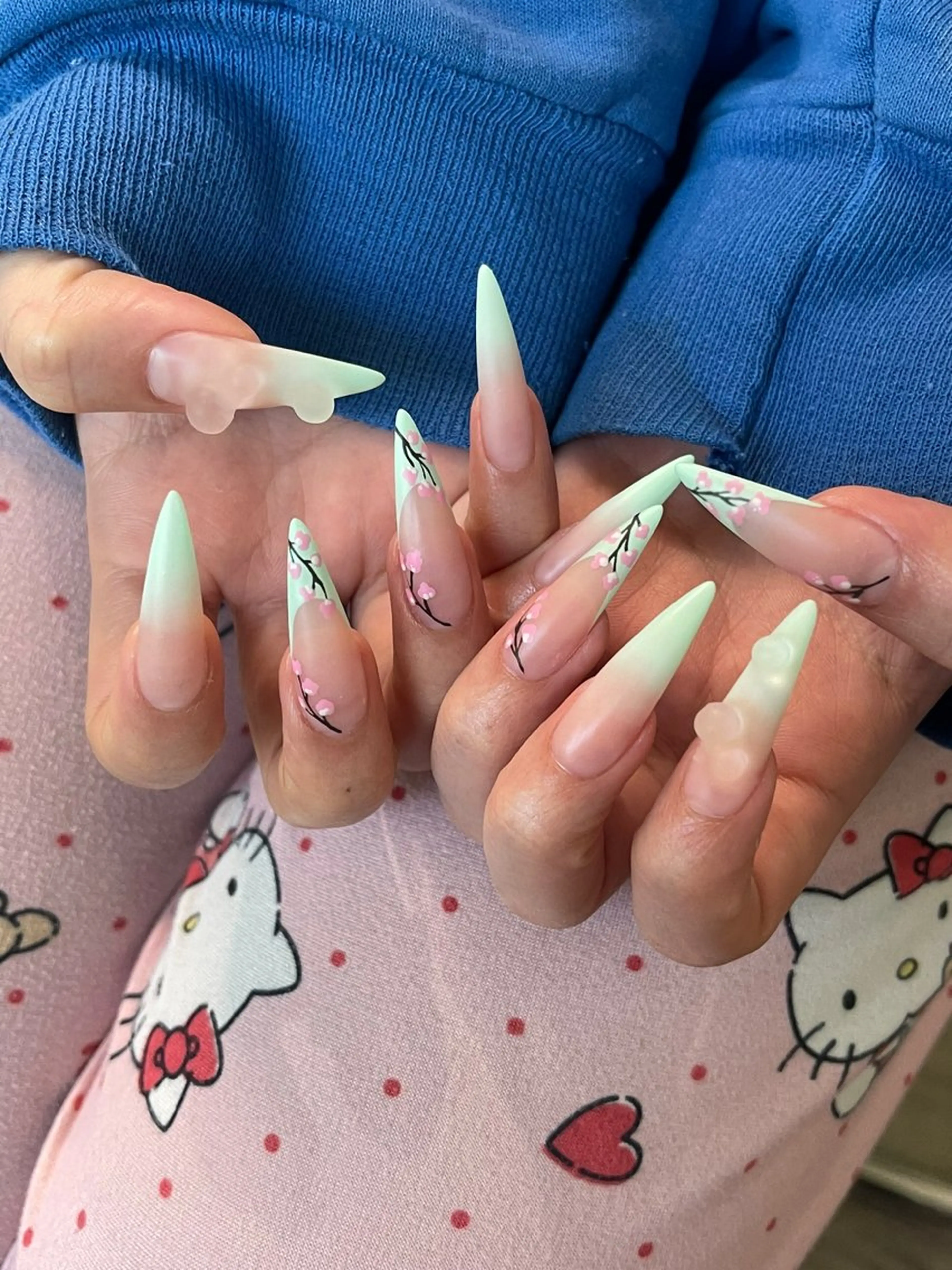 ネイル 8113 海外/y2k/韓国のネイルデザイン