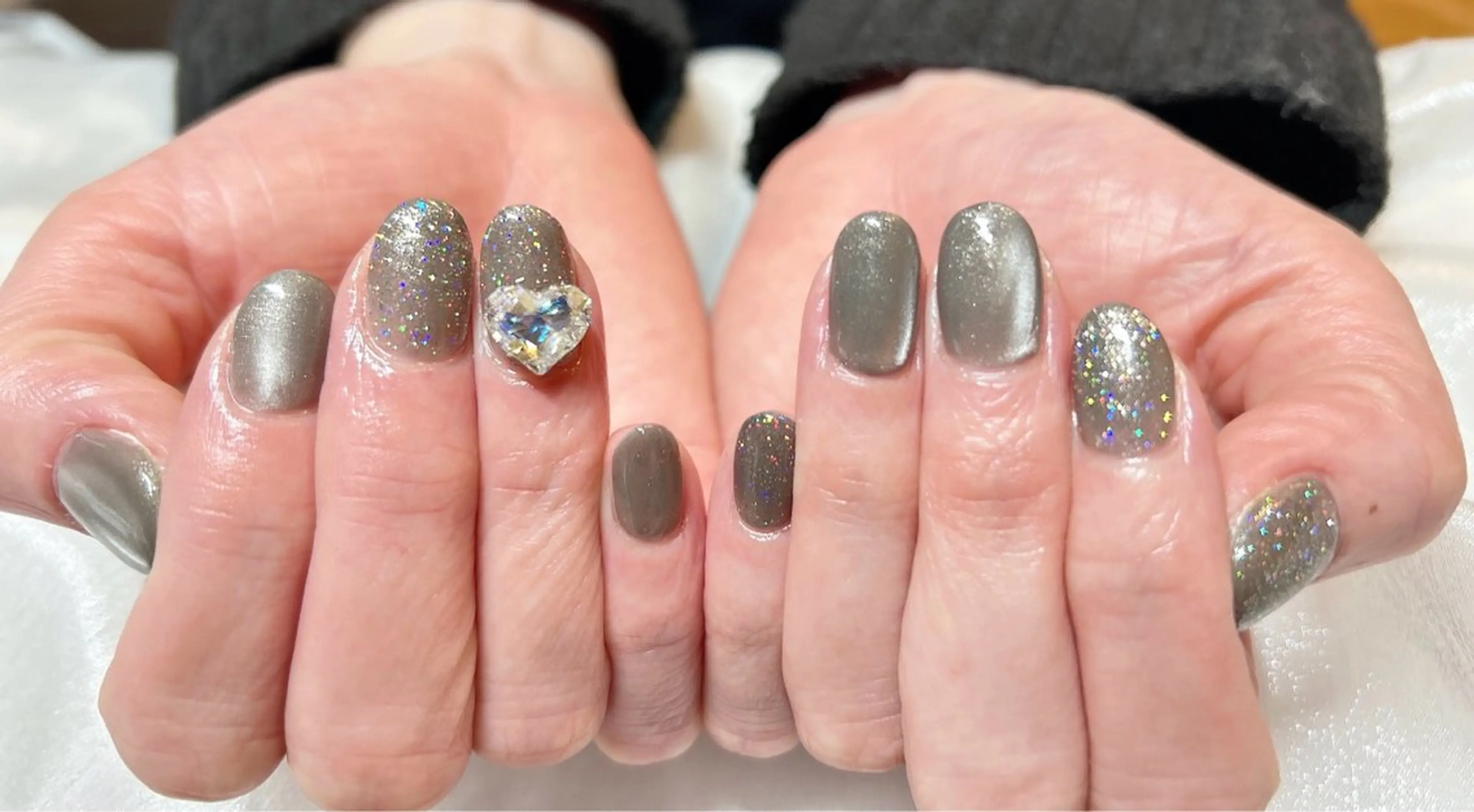 ネイル フラッシュネイル ジェルネイル ハート キラキラネイル ラメ(グリッター) takamin._.nail所属・オーダーメイド専門 takamiのネイルデザイン