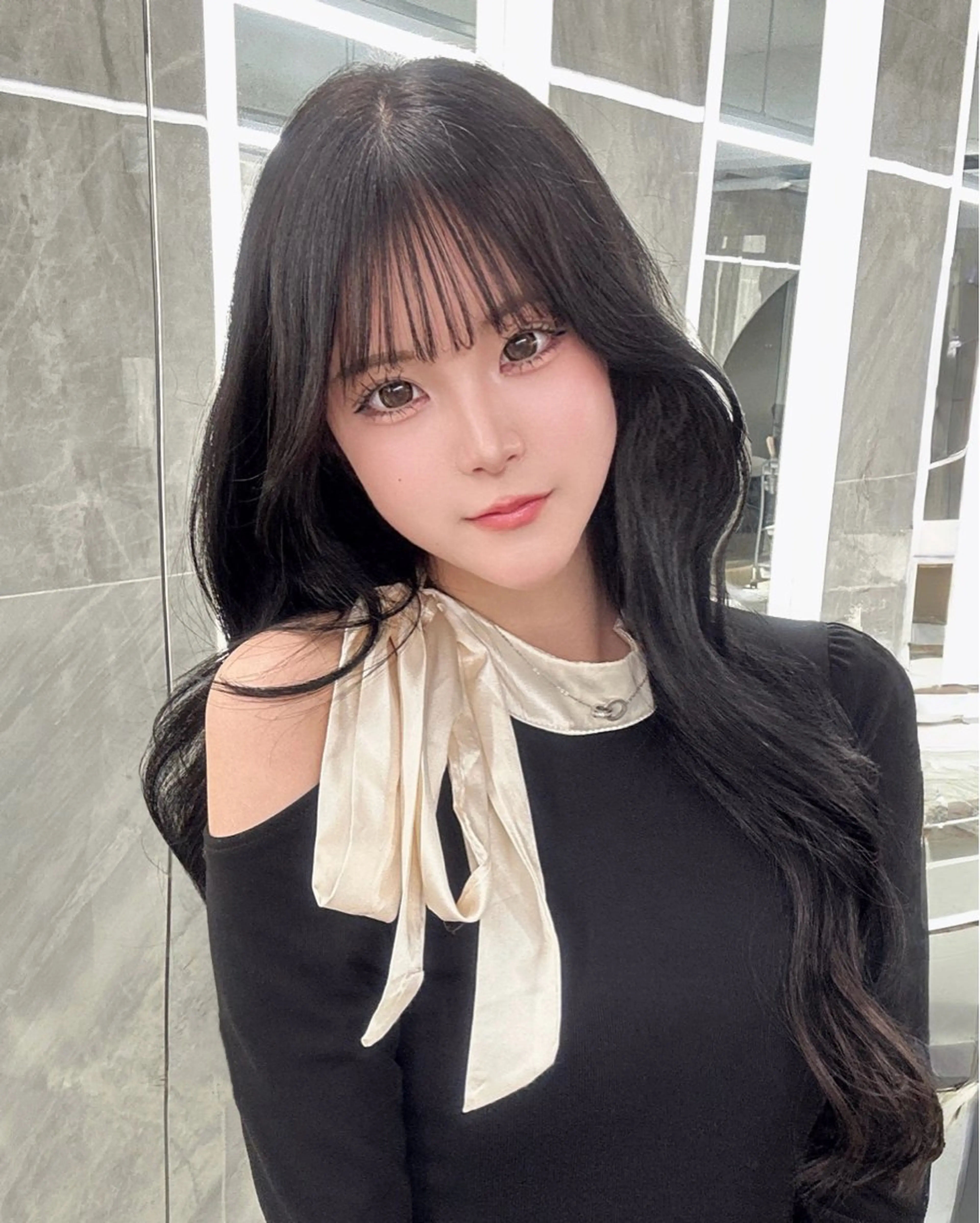 ロング 森田 真由香のヘアスタイル