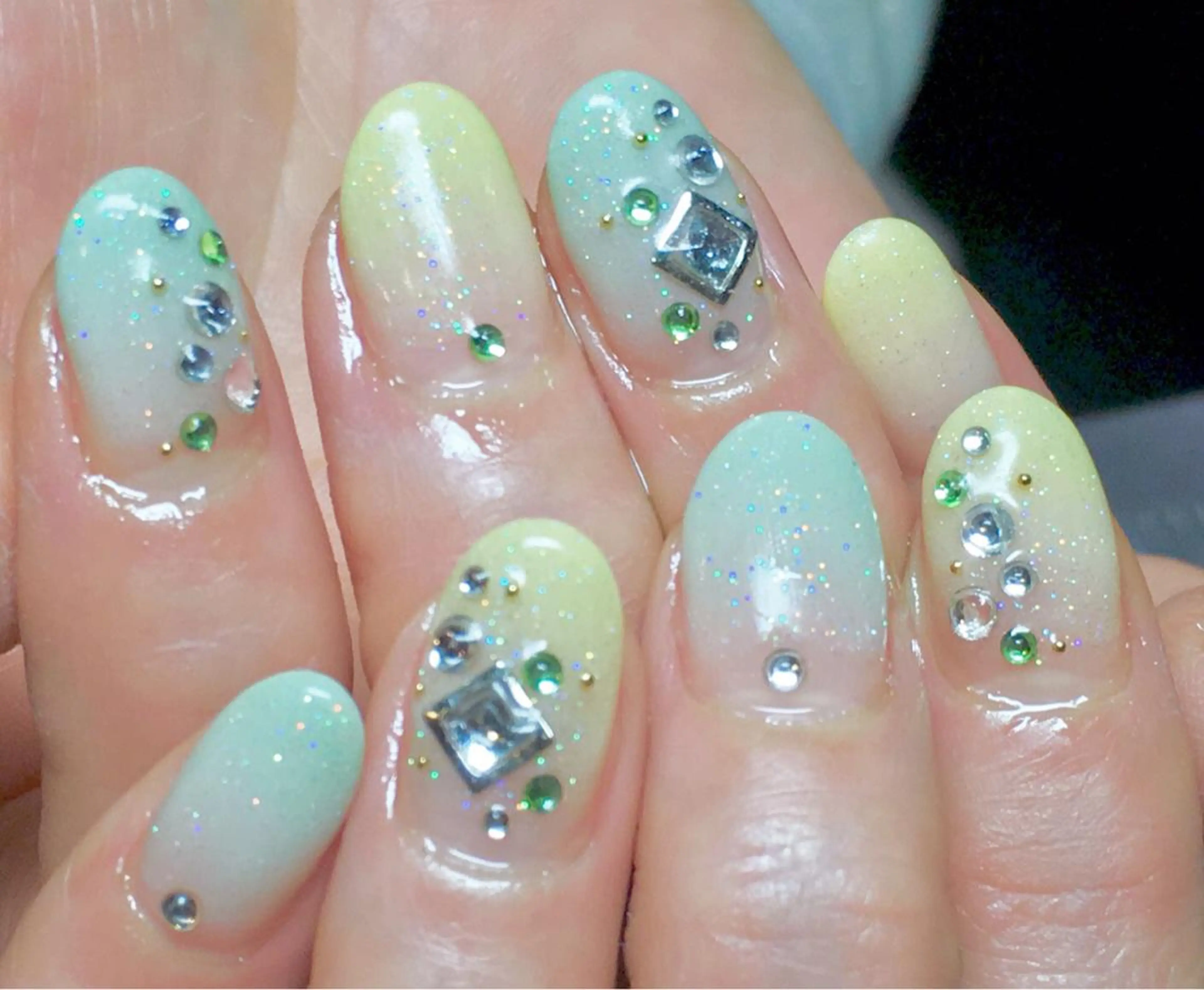 ネイル アートネイル アクアライズ所属・アクア ライズのネイルデザイン