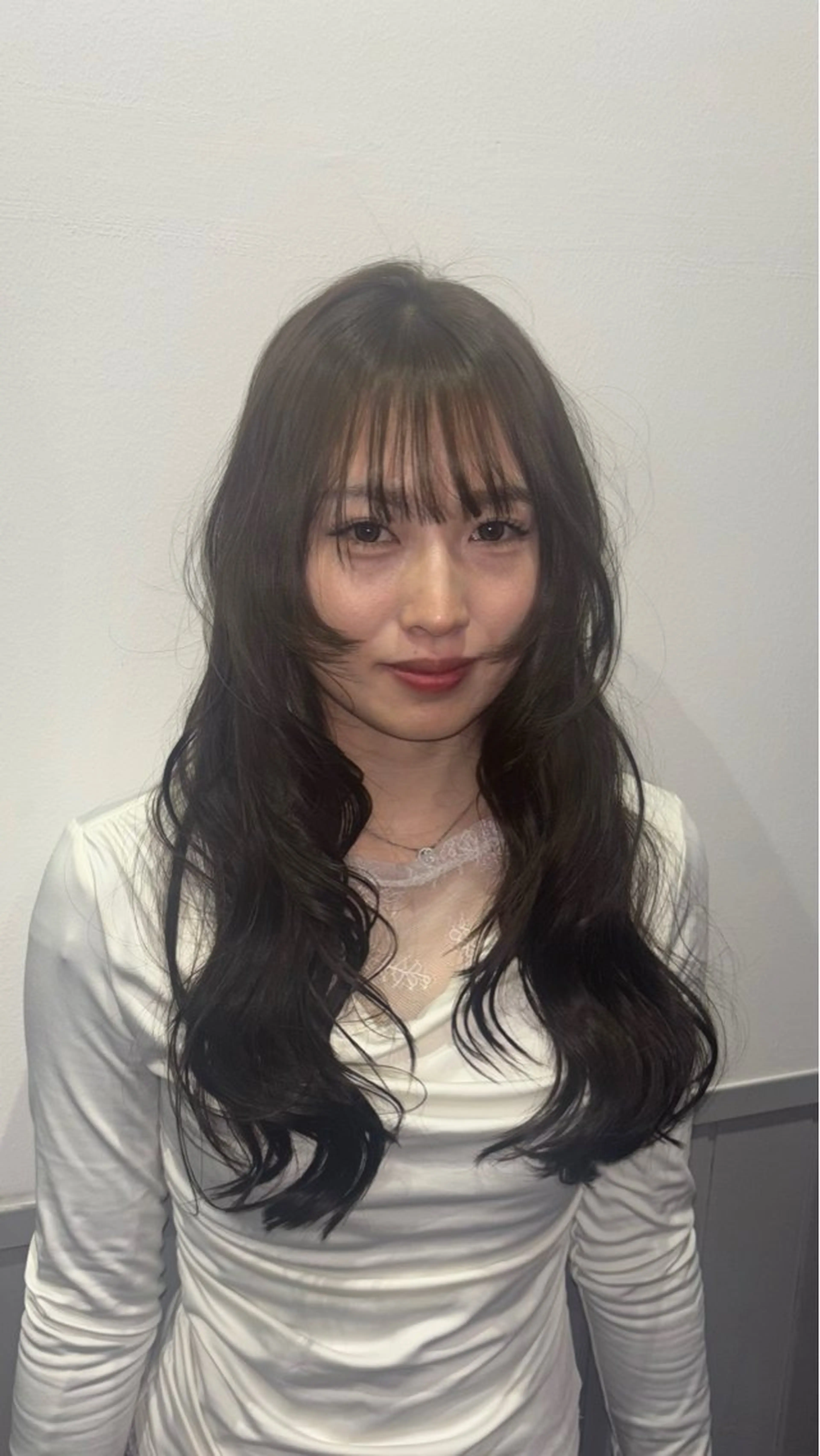 ロング 韓国風ヘア レイヤーカット 栄/レイヤーカット/ ハッシュカット/モモのヘアスタイル