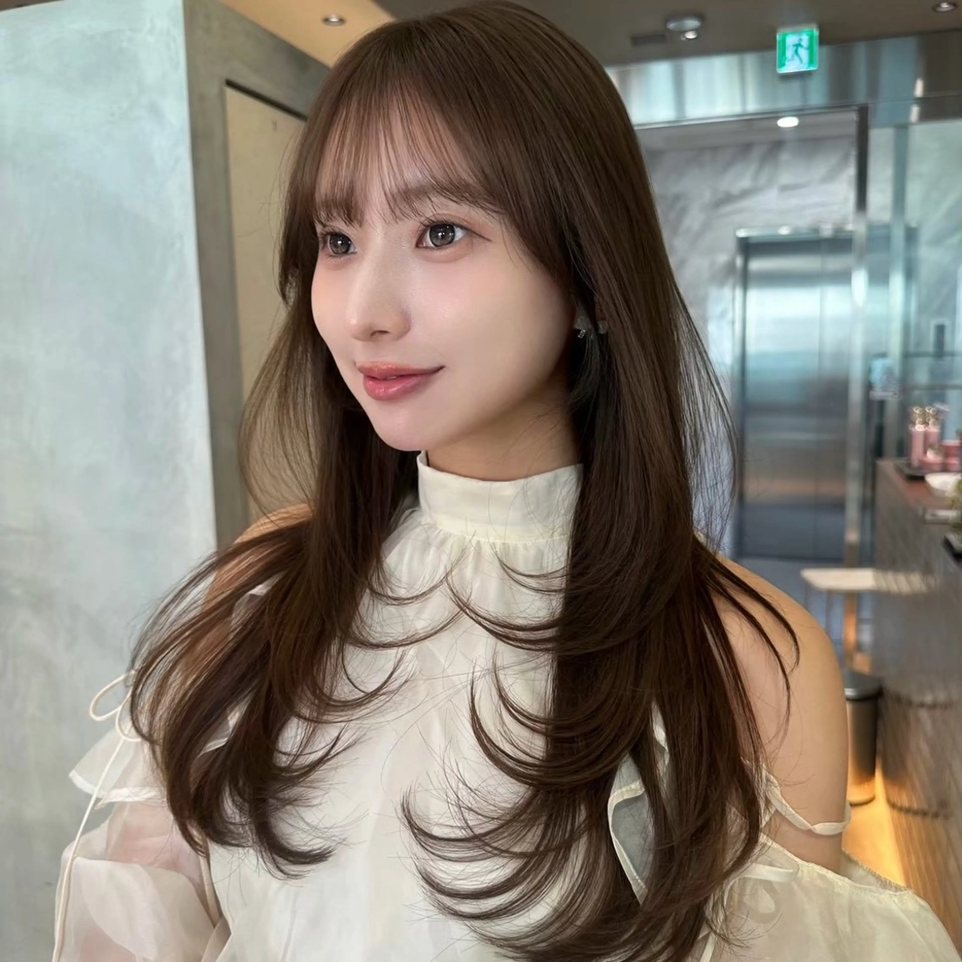 ロング ボブ/レイヤー/ 縮毛矯正/ 渡邊莉玖のヘアスタイル