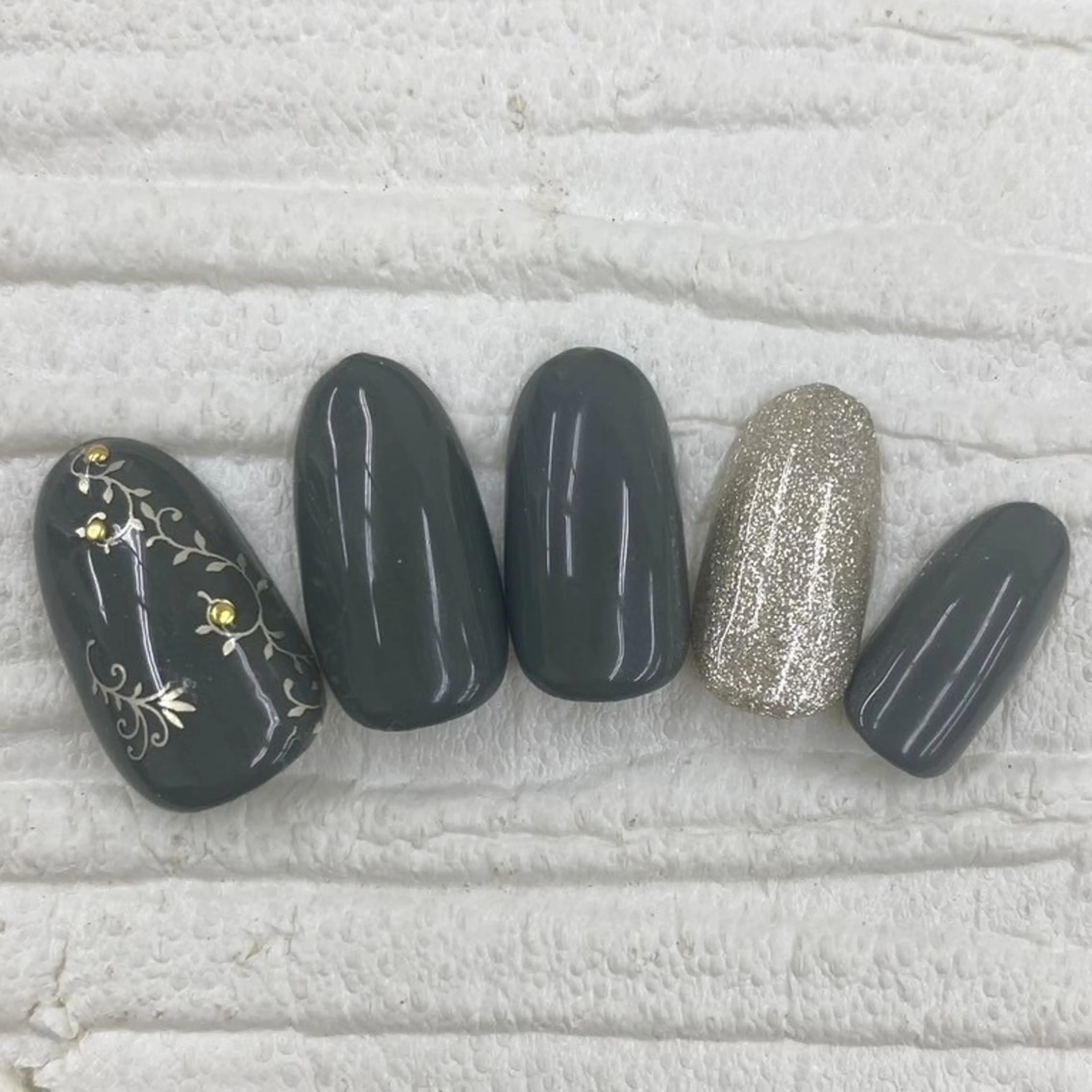ネイル Nail salon Honey Beeのネイルデザイン