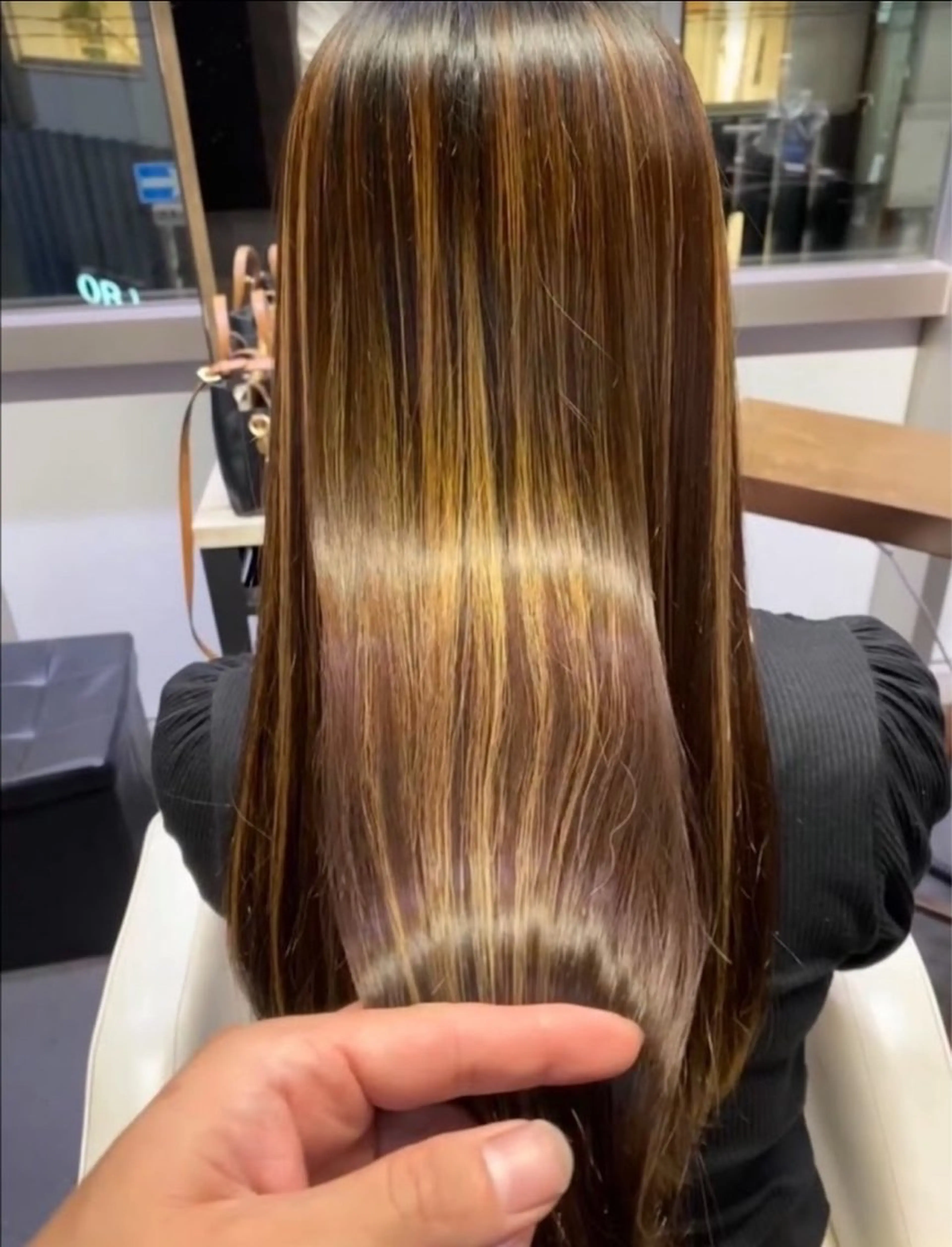 縮毛水素　カミシツカイゼントリートメントの写真