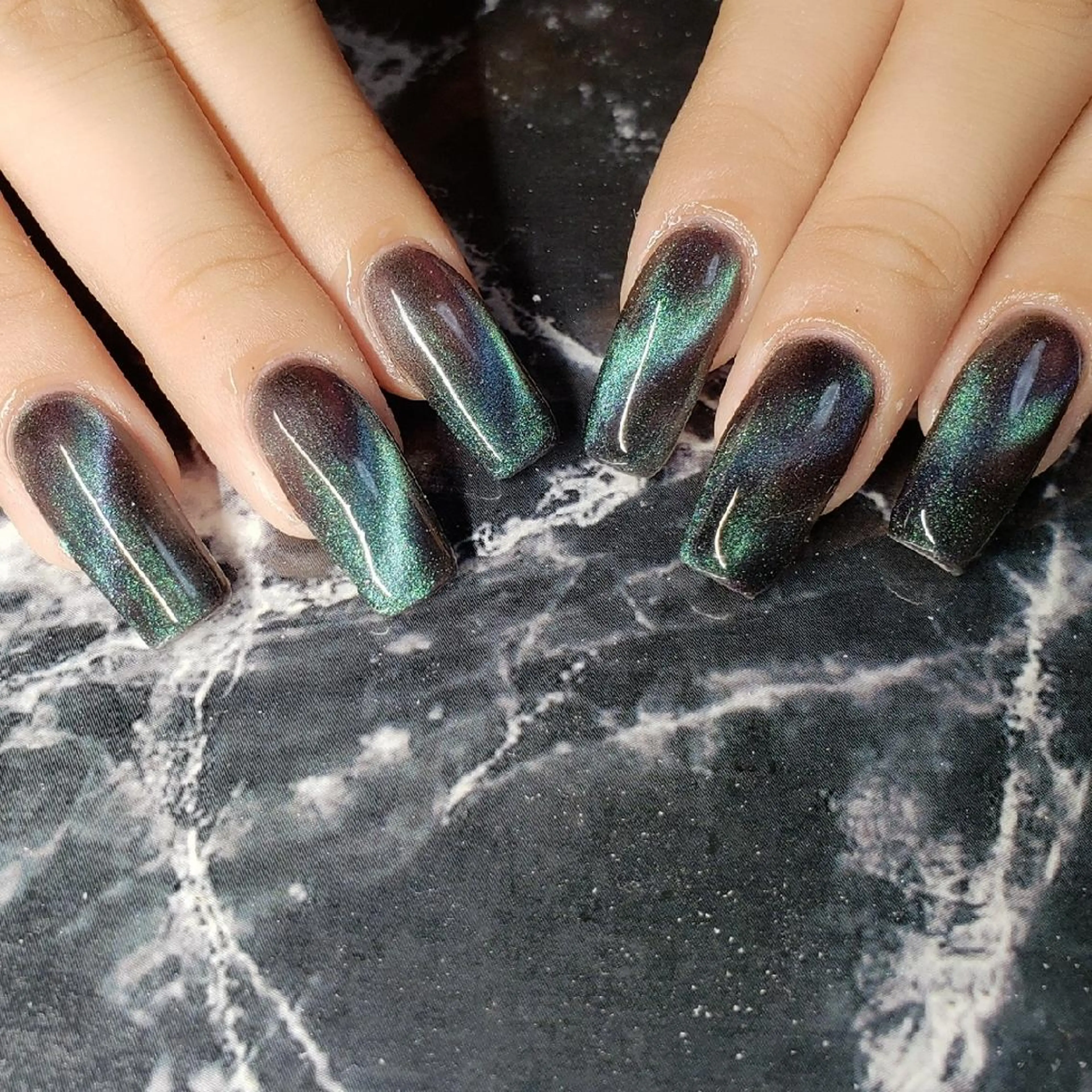 ミディアム ネイル ハンドネイル クロキ 。のネイルデザイン