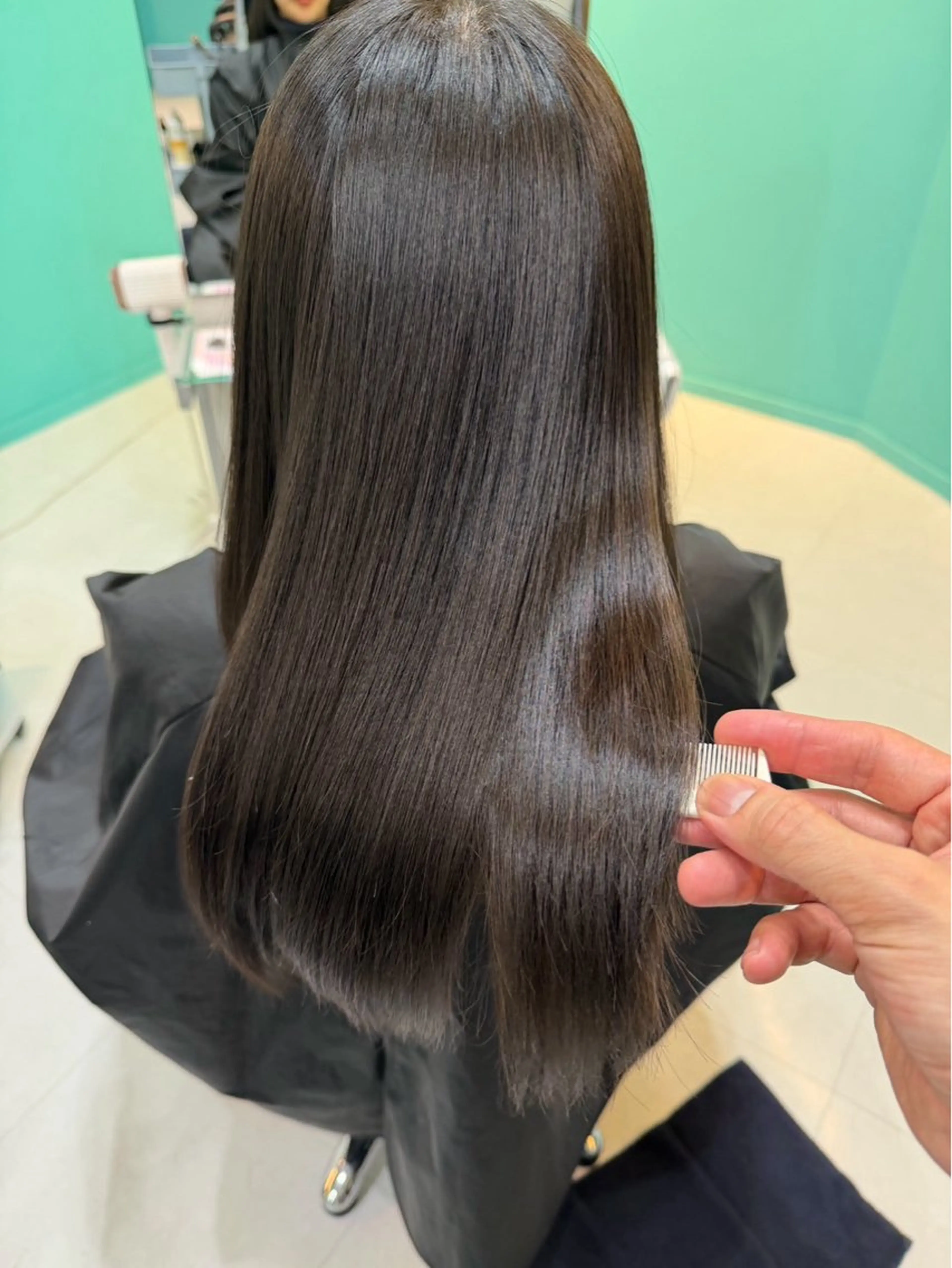 ロング FUJII TOMOKOのヘアスタイル