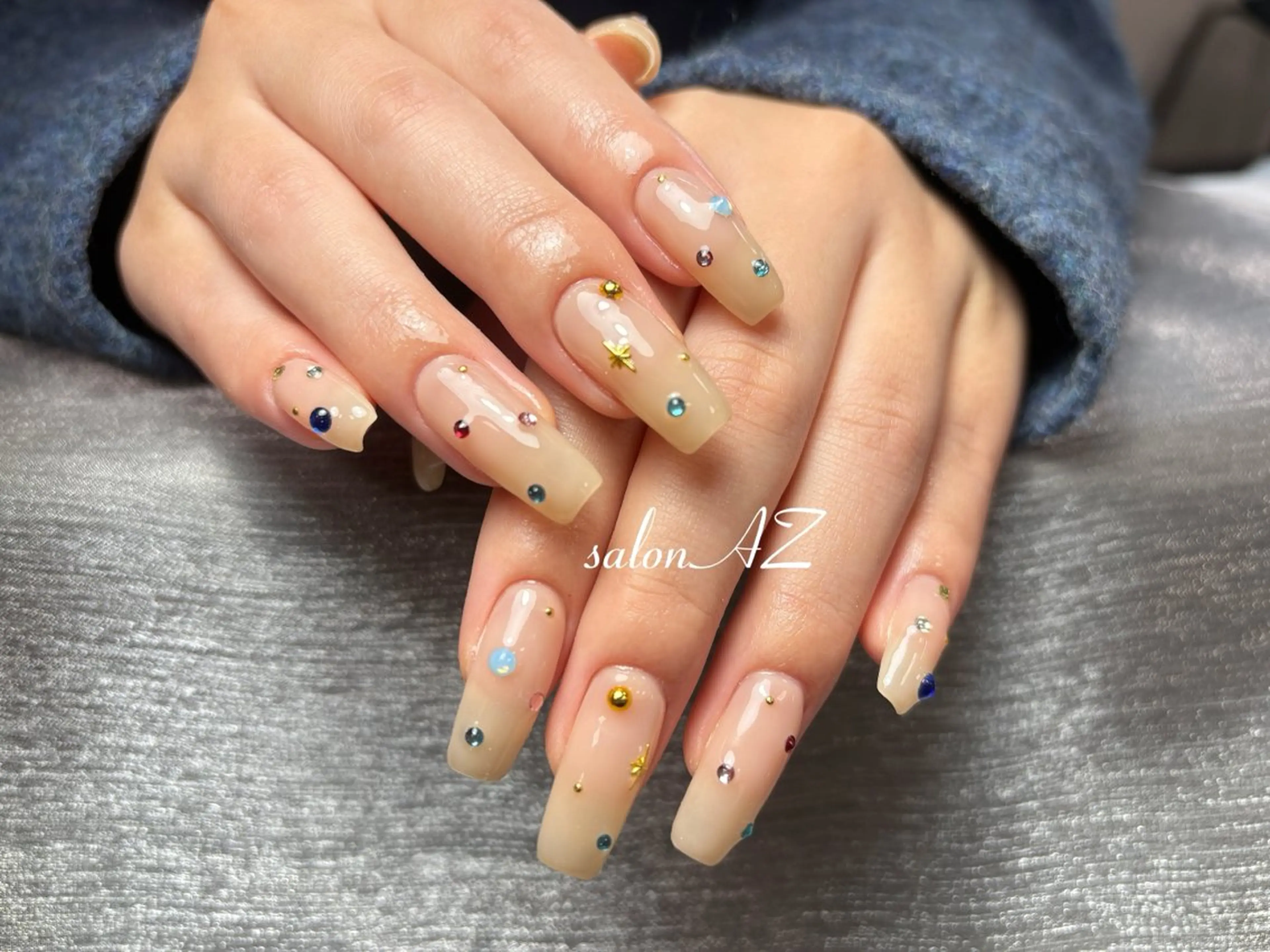 ネイル 長さ出し フットネイル フレンチネイル マグネットネイル ニュアンスネイル salon AZのネイルデザイン