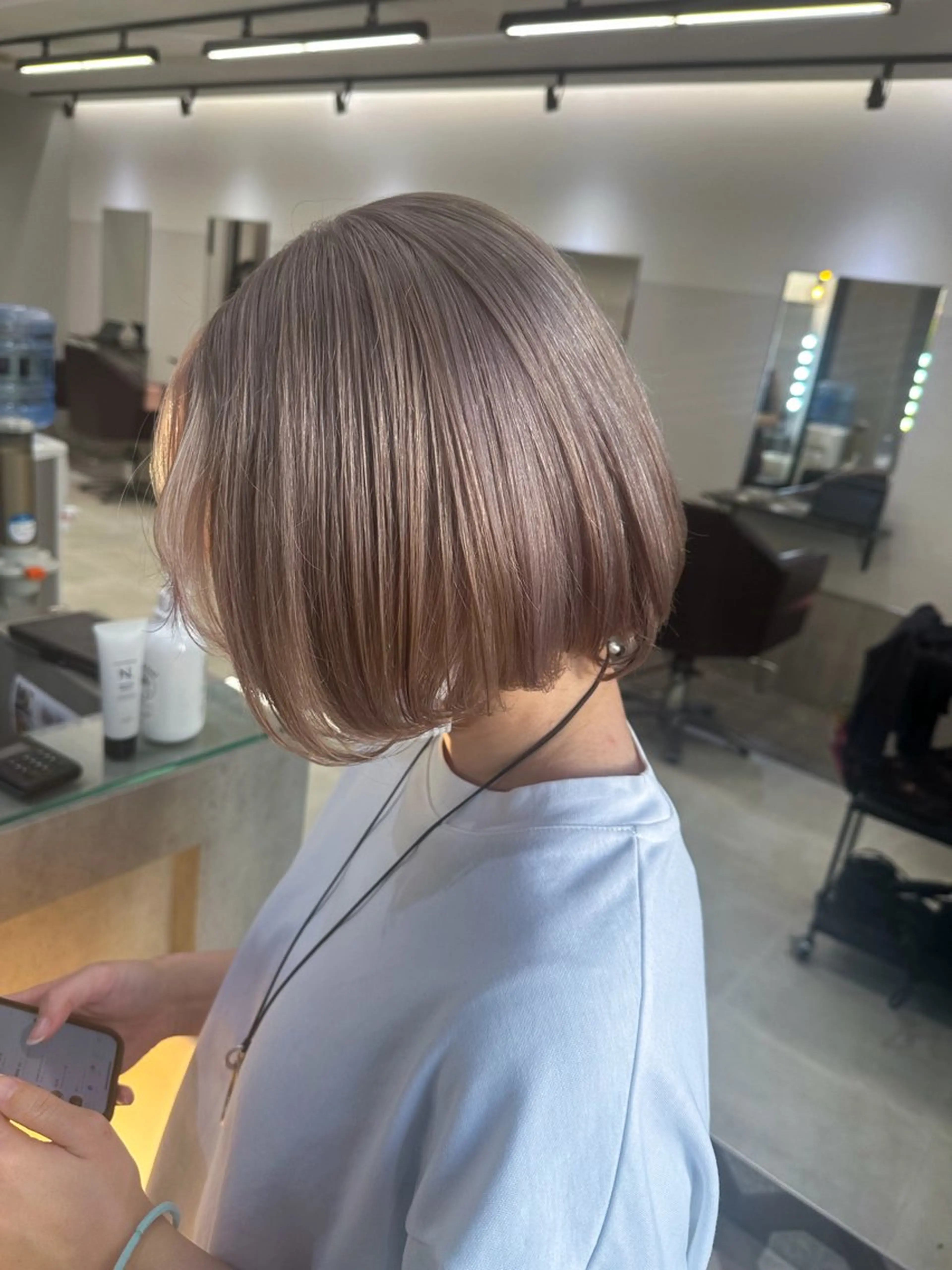 カラー ユイ☆ハイトーン ☆ブリーチデザインのヘアスタイル