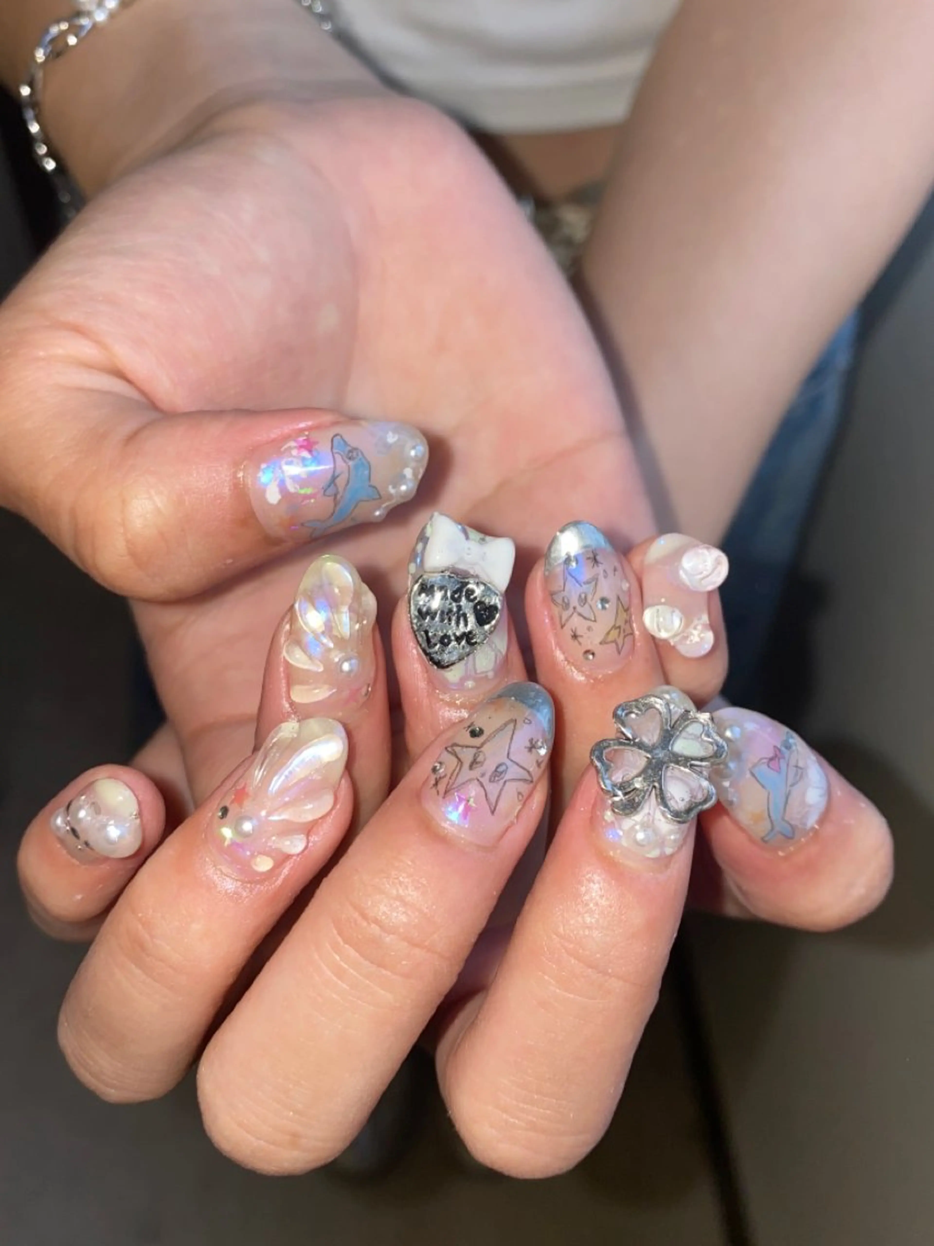 ネイル ハンドネイル isobe yuiのネイルデザイン