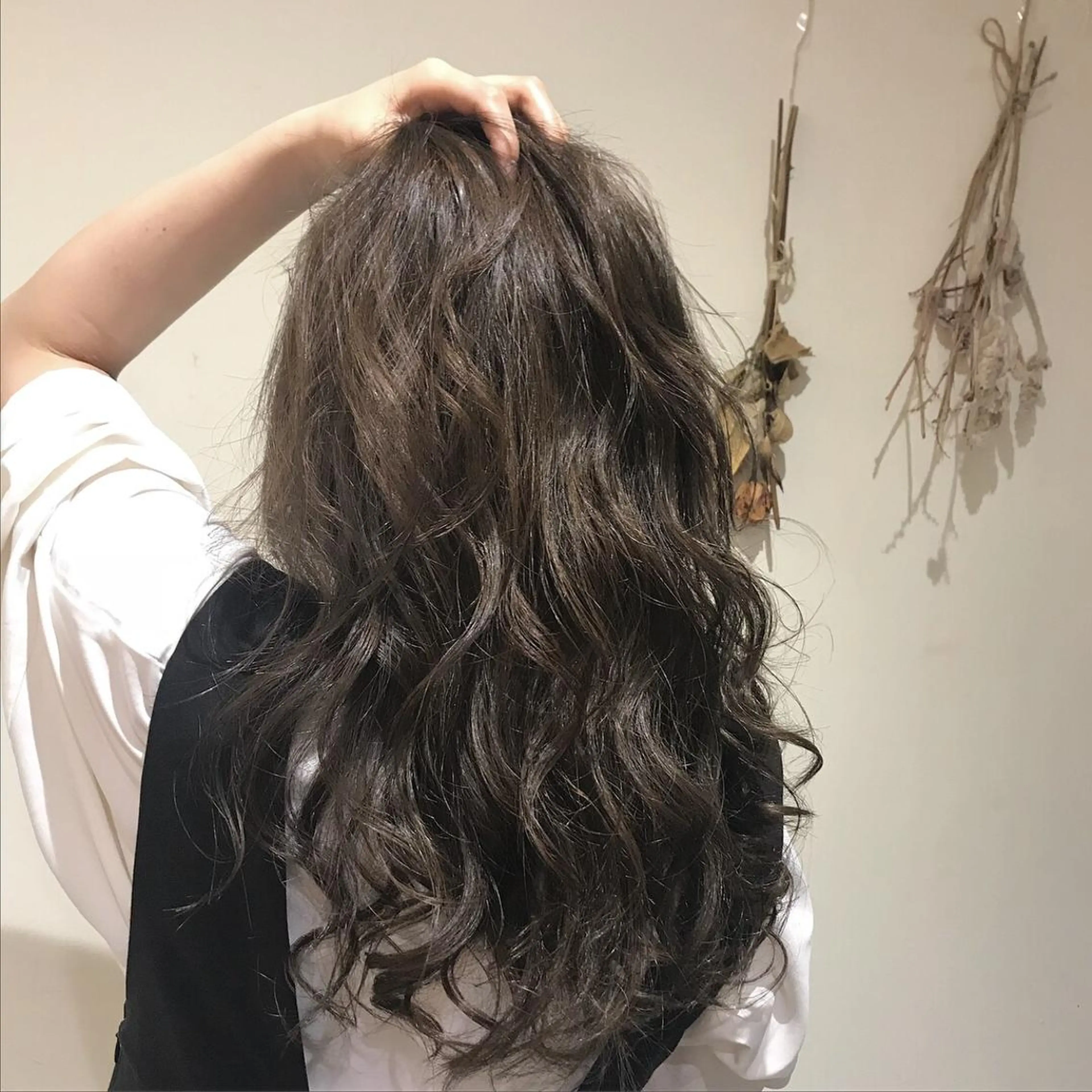 ロング カラー ヘアアレンジ 髪質改善period.所属・いしかわまい🎀 髪質改善特価サロンのヘアスタイル