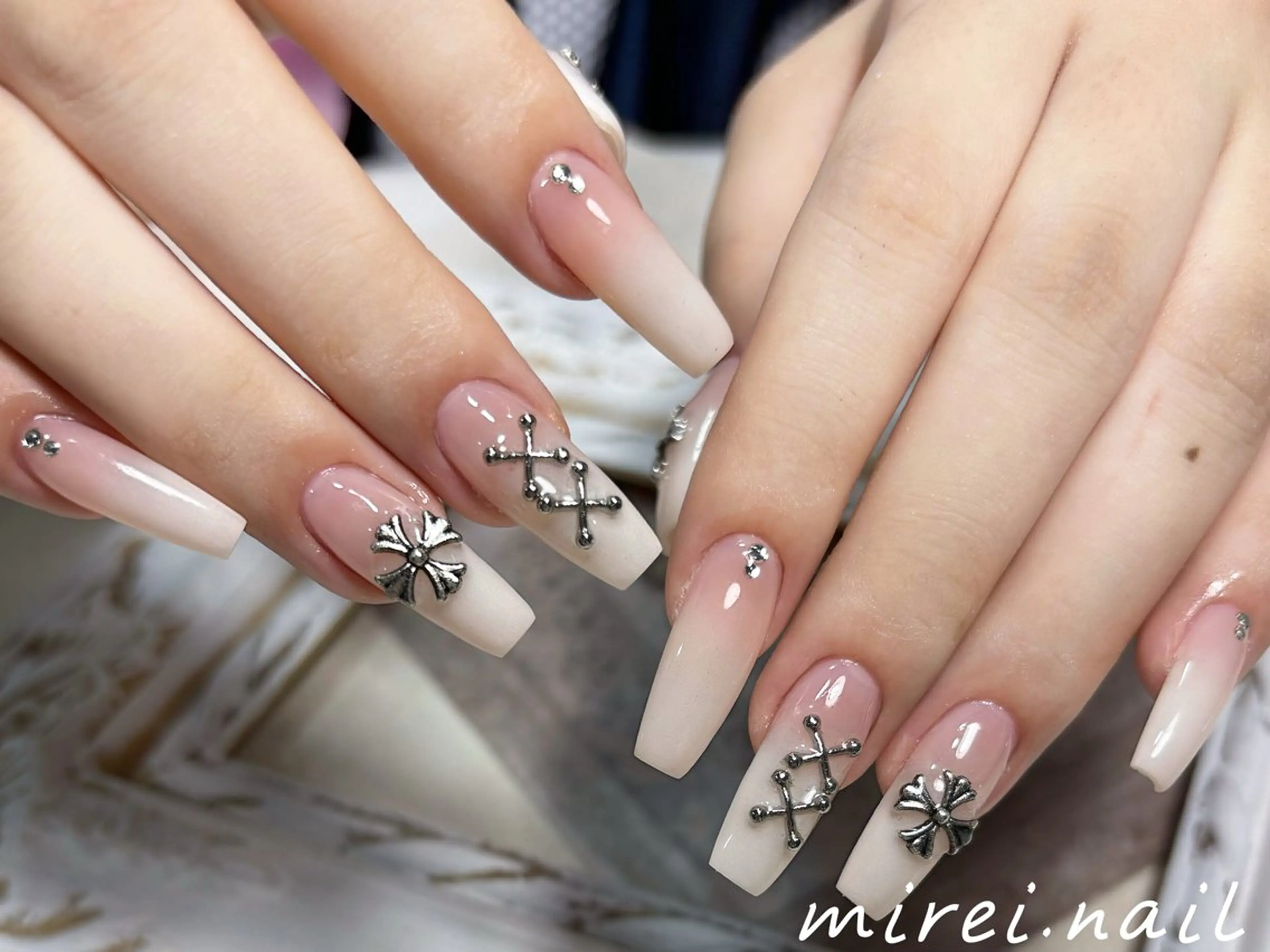 ネイル mirei‘nail所属・jade.vase ミレイのネイルデザイン