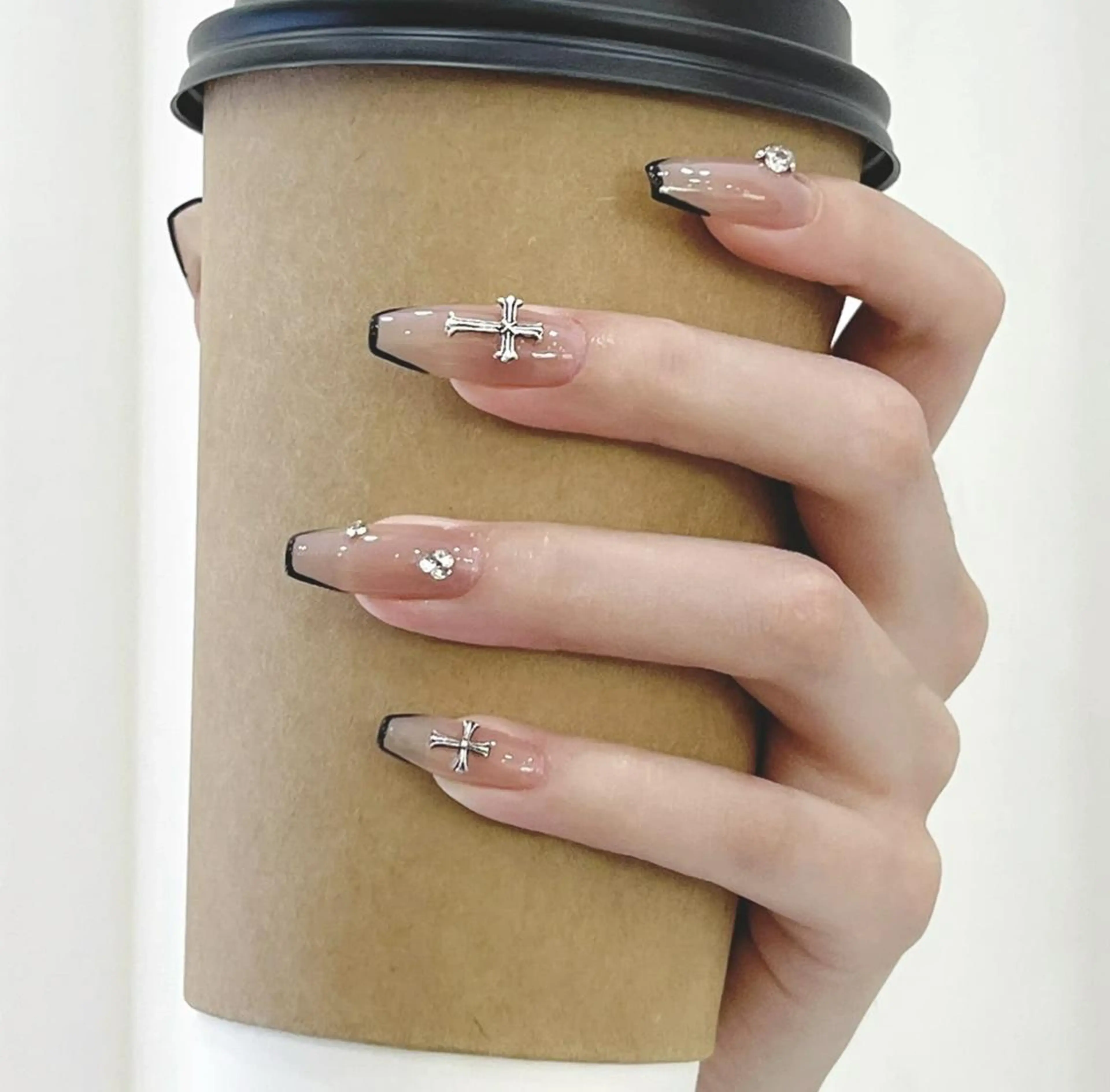 ネイル Queens みなみのネイルデザイン