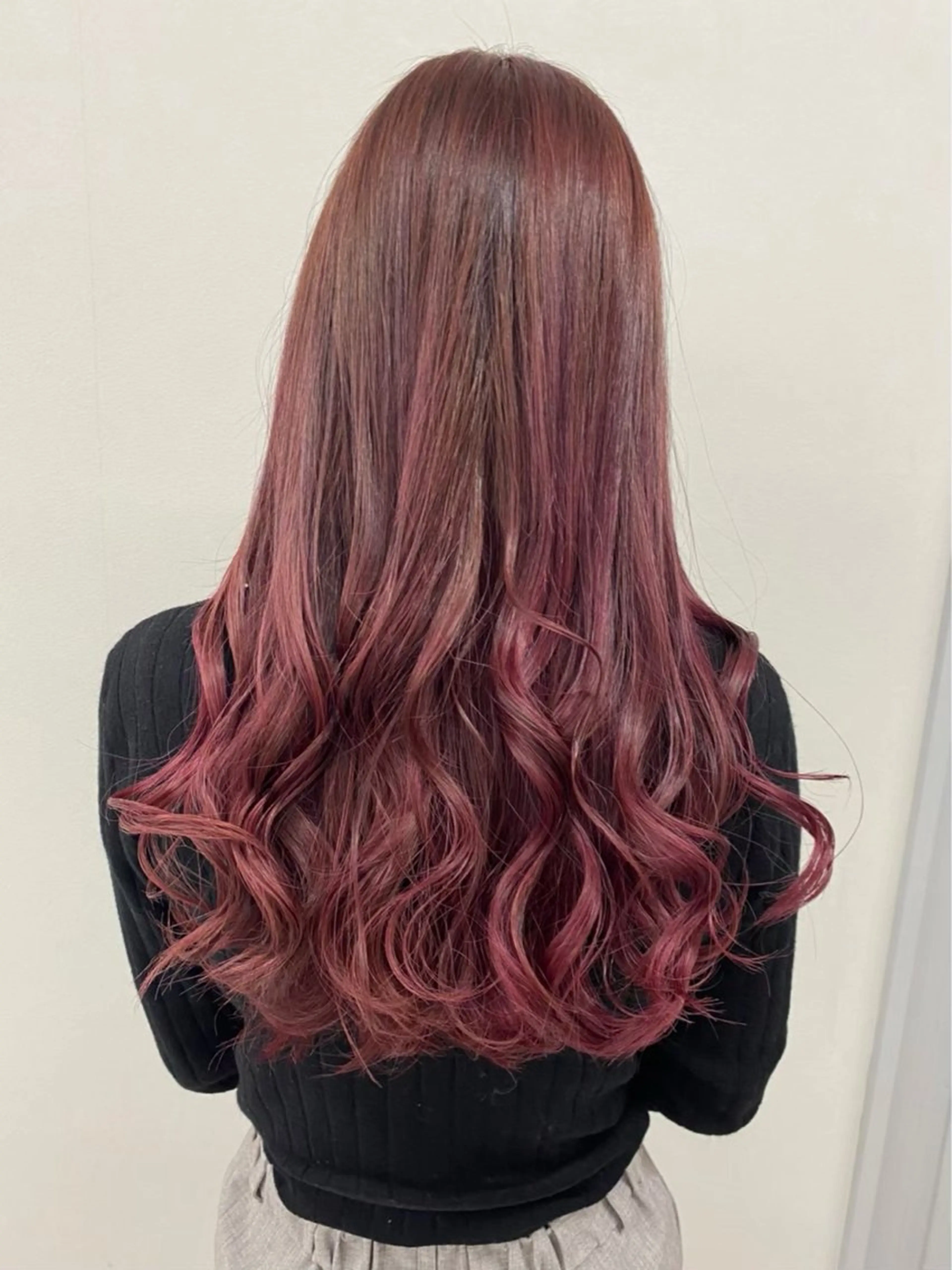 ロング 渡邉 凜乙のヘアスタイル