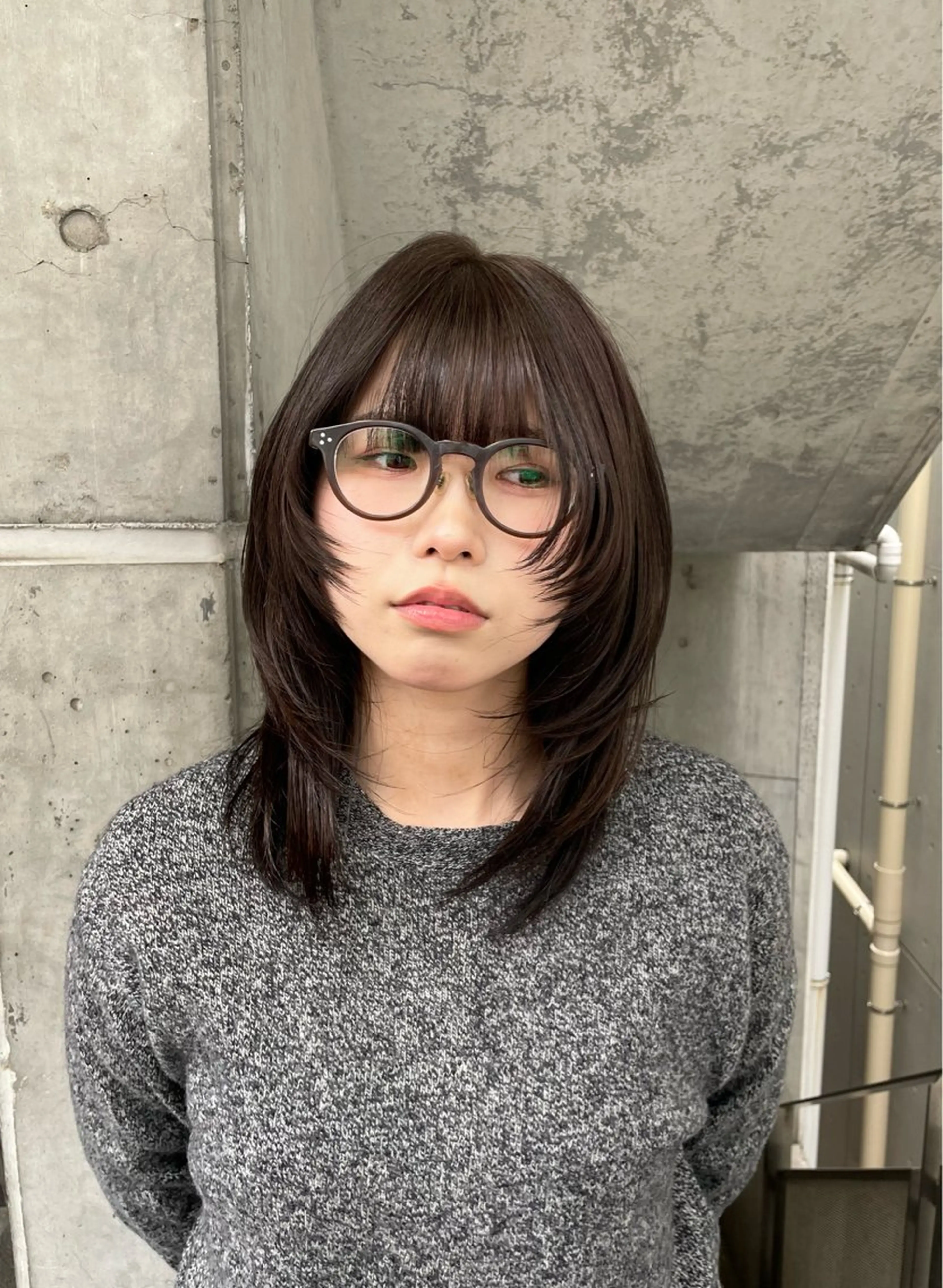 ミディアム カラー 古久保 日音のヘアスタイル