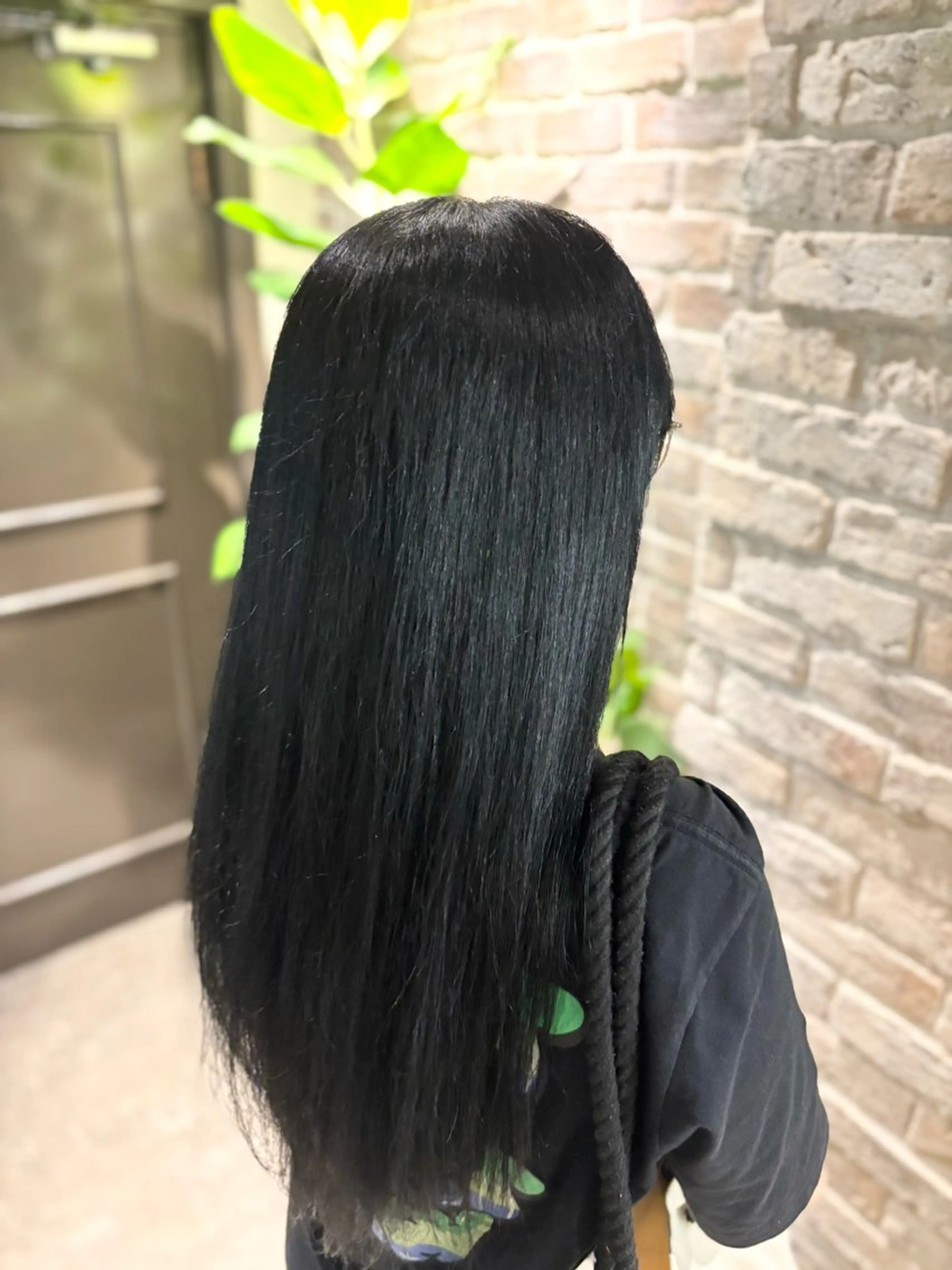 ロング カラー 黒髪 ブルーカラー ブルーブラック ヘアカラー カラーモデル/ 川野秀真のヘアスタイル