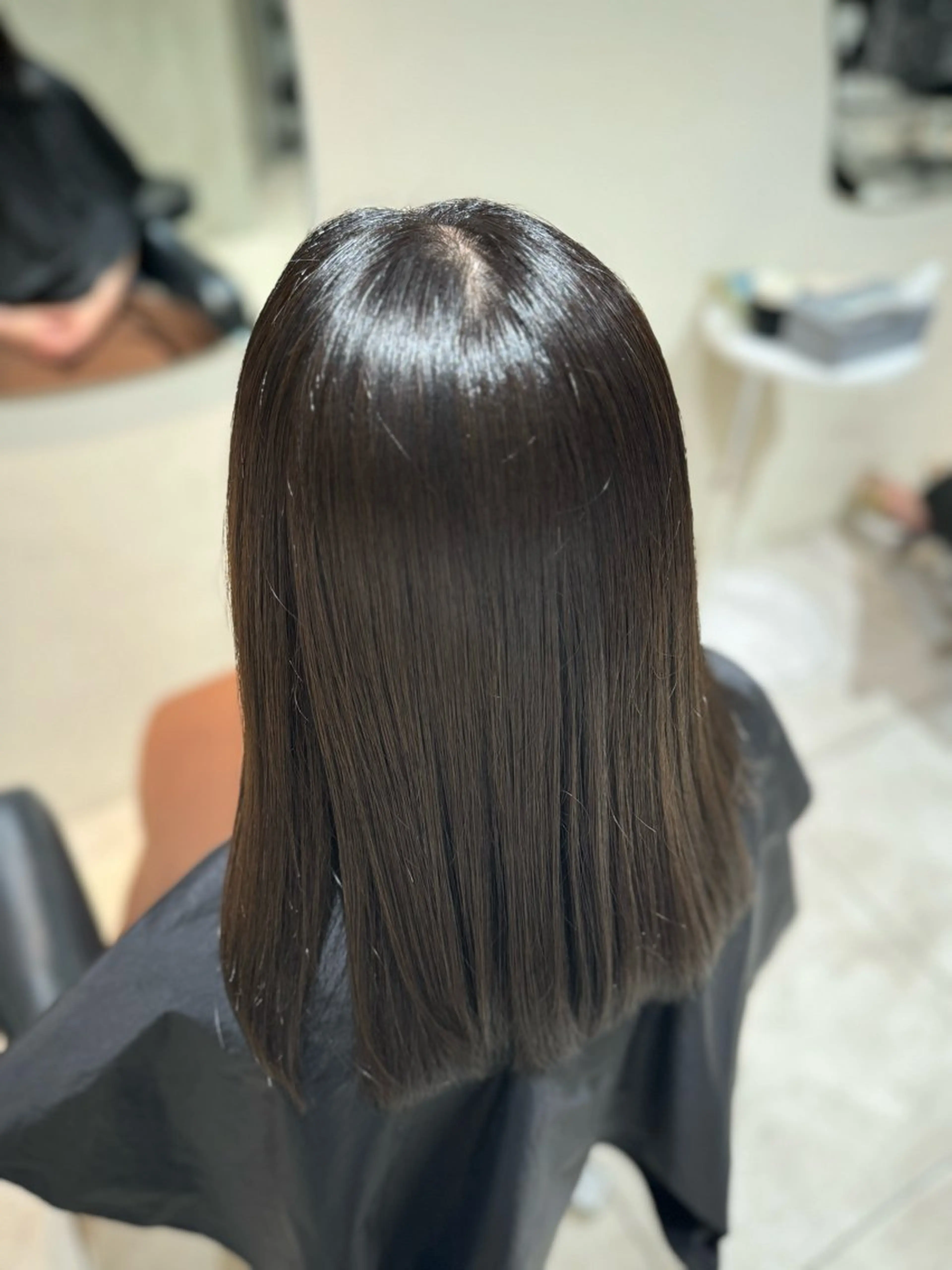 ミディアム カラー パーマ cue所属・石和茉由香/カラー /パーマ/縮毛矯正のヘアスタイル