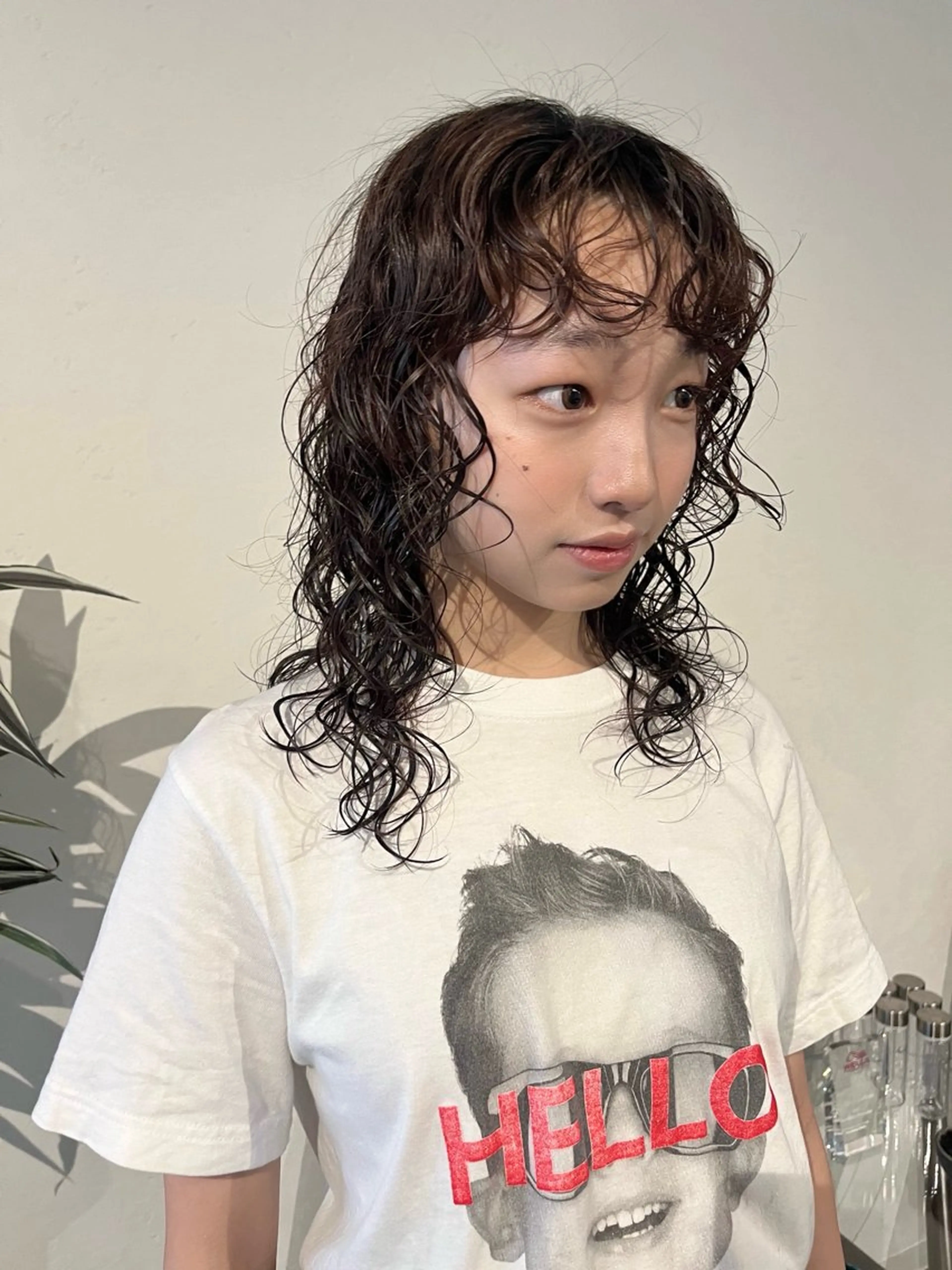 ミディアム パーマ ミディアムパーマ ボブ ウルフカット ニュアンスパーマ スパイラルパーマ カット パーマ トリートメント 桃果 momokaのヘアスタイル