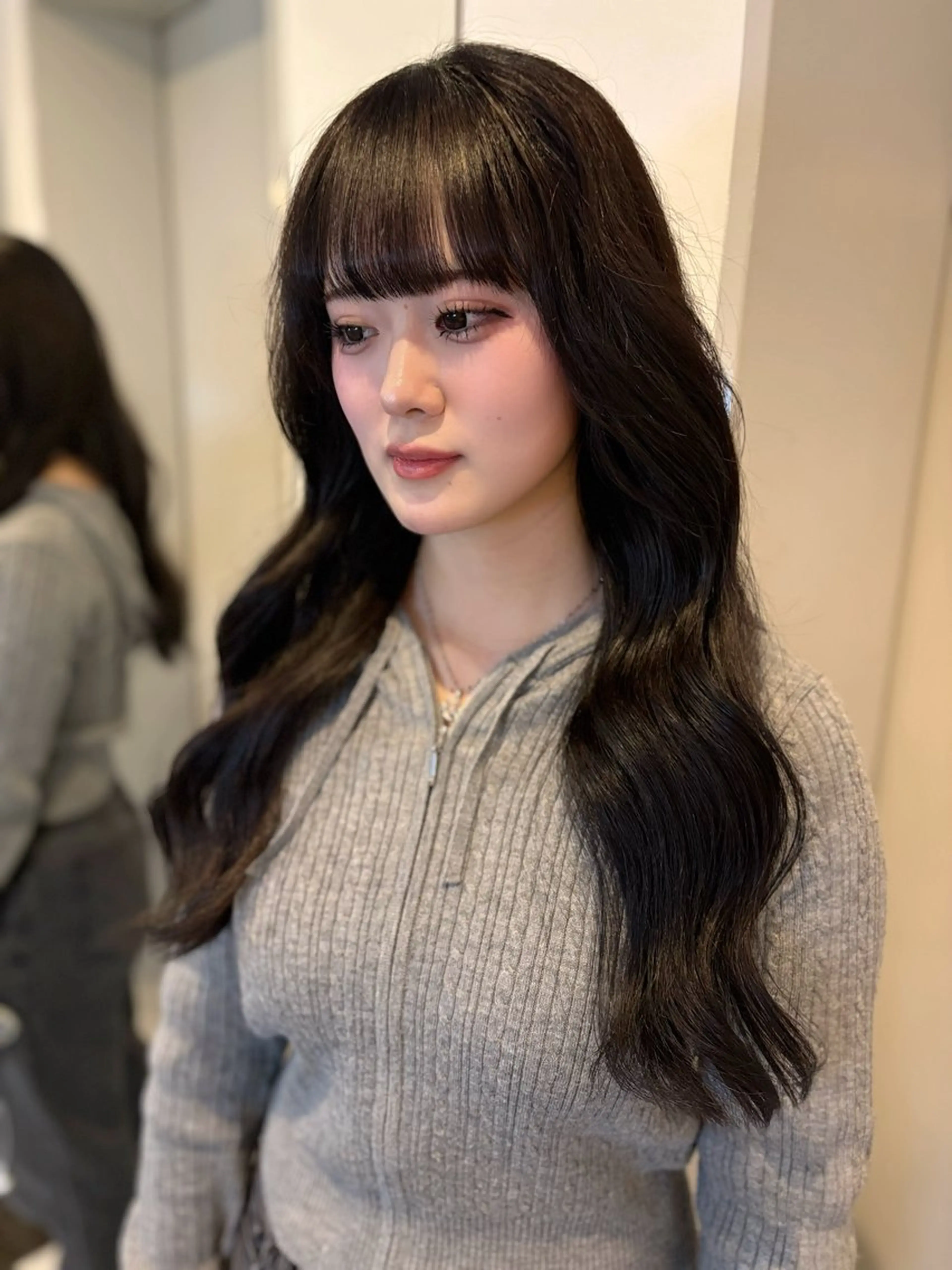 ロング カラー グレージュ ヘアカラー トリートメント three.所属・植林 奨のヘアスタイル