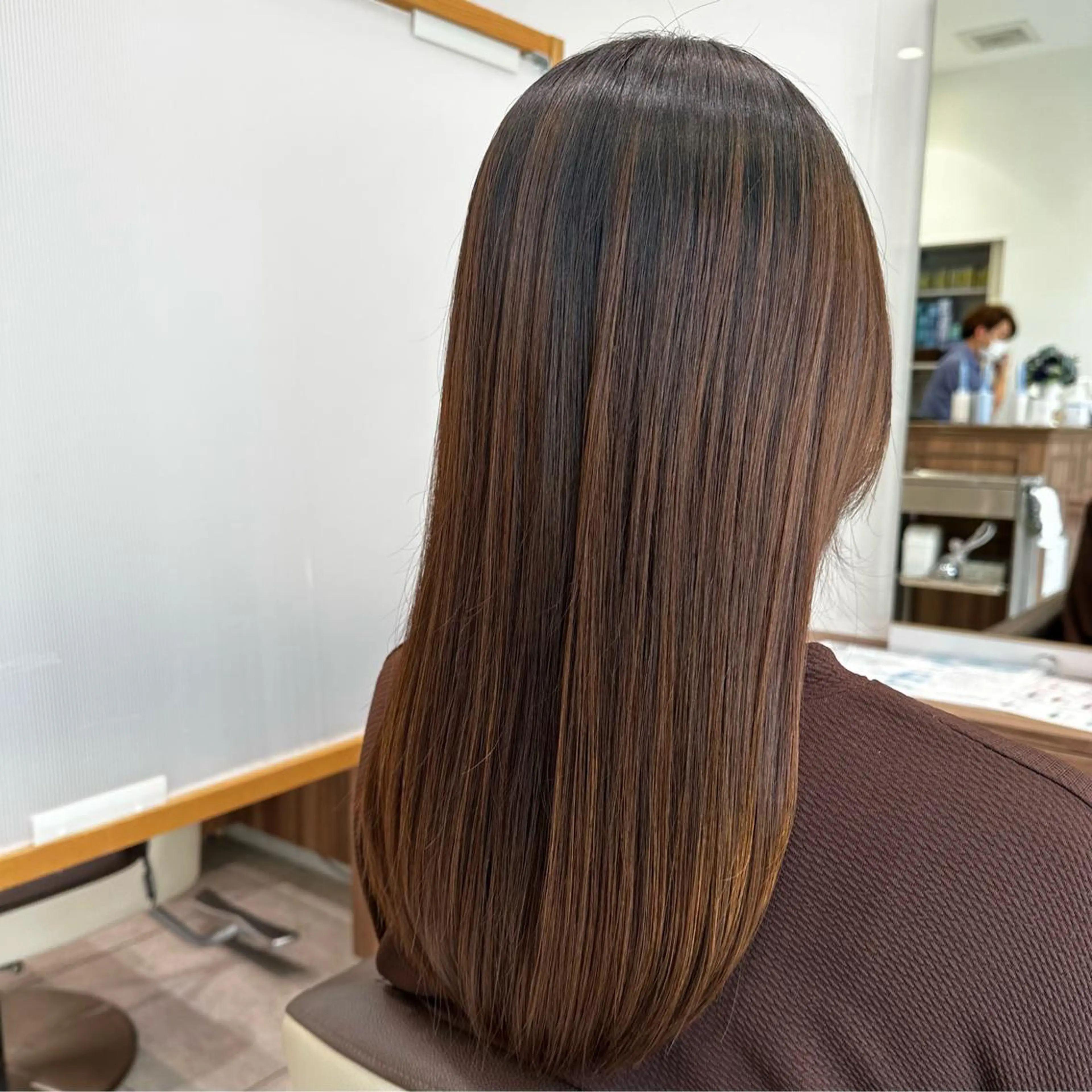 ロング カット 藤井 真奈美のヘアスタイル