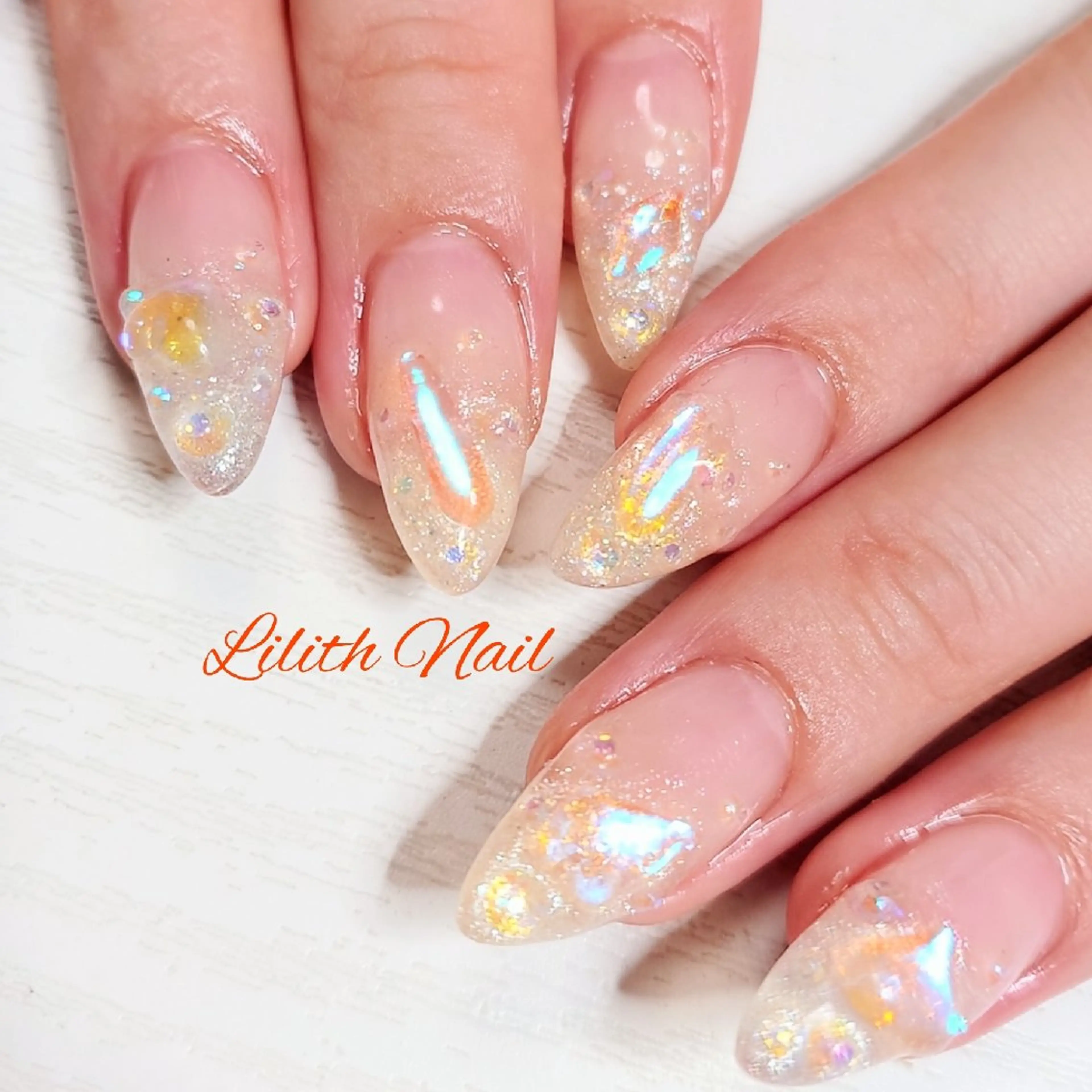 ネイル ストーンネイル ハンドネイル Lilith Nailのネイルデザイン