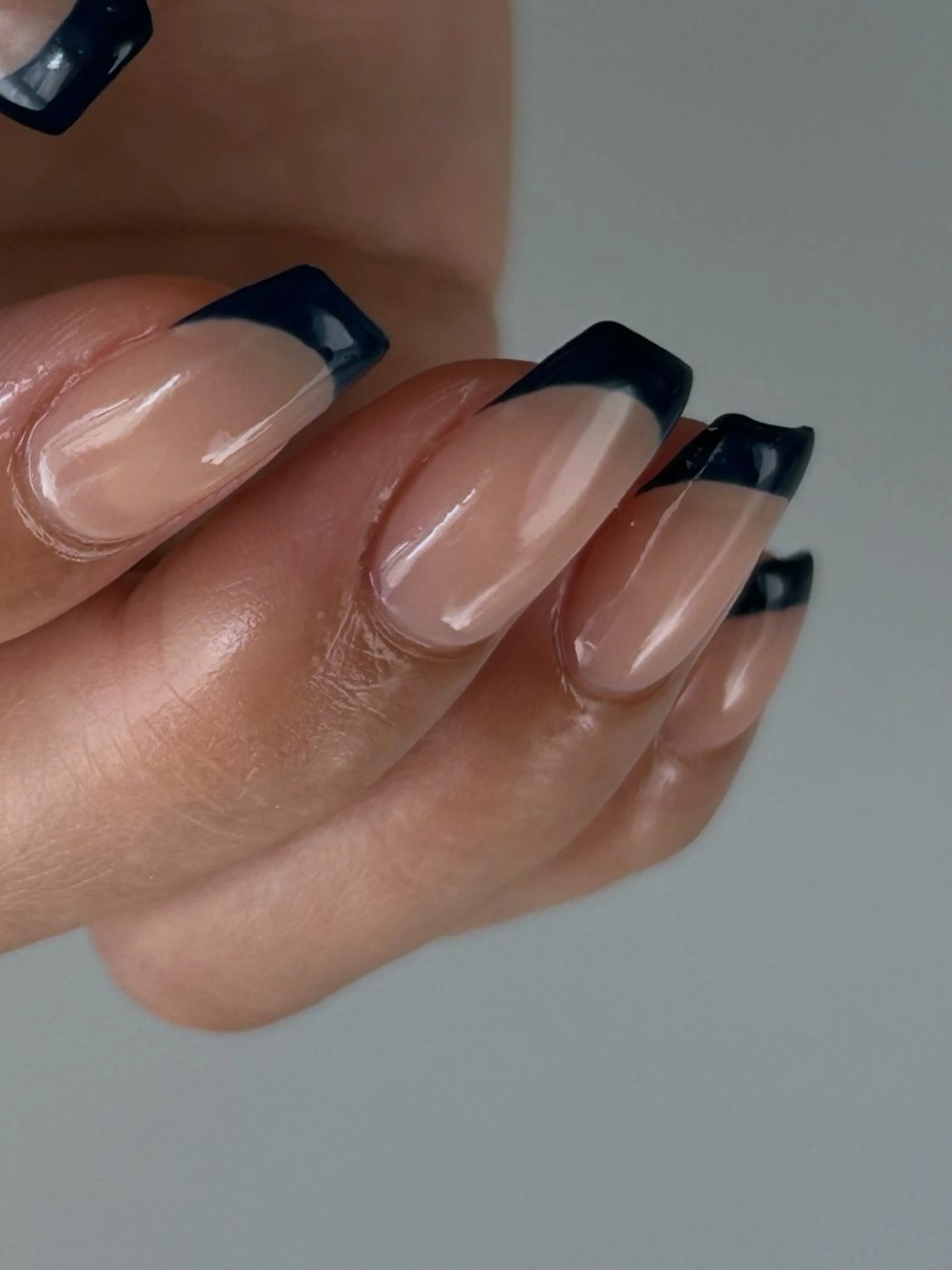 ネイル フレンチネイル ネイビー ハンドネイル yoi_ hokazeのネイルデザイン