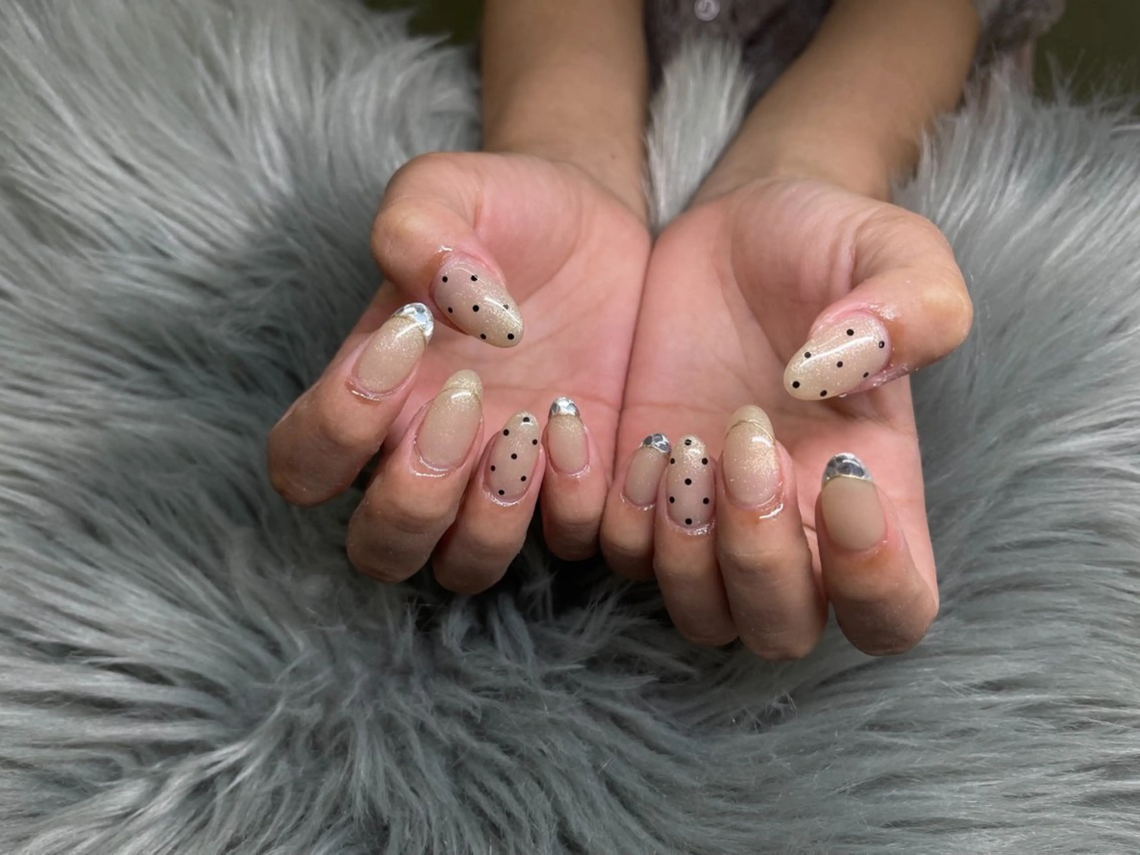 ネイル PEEKABOO京橋 EYE&NAILのマツエク・マツパデザイン