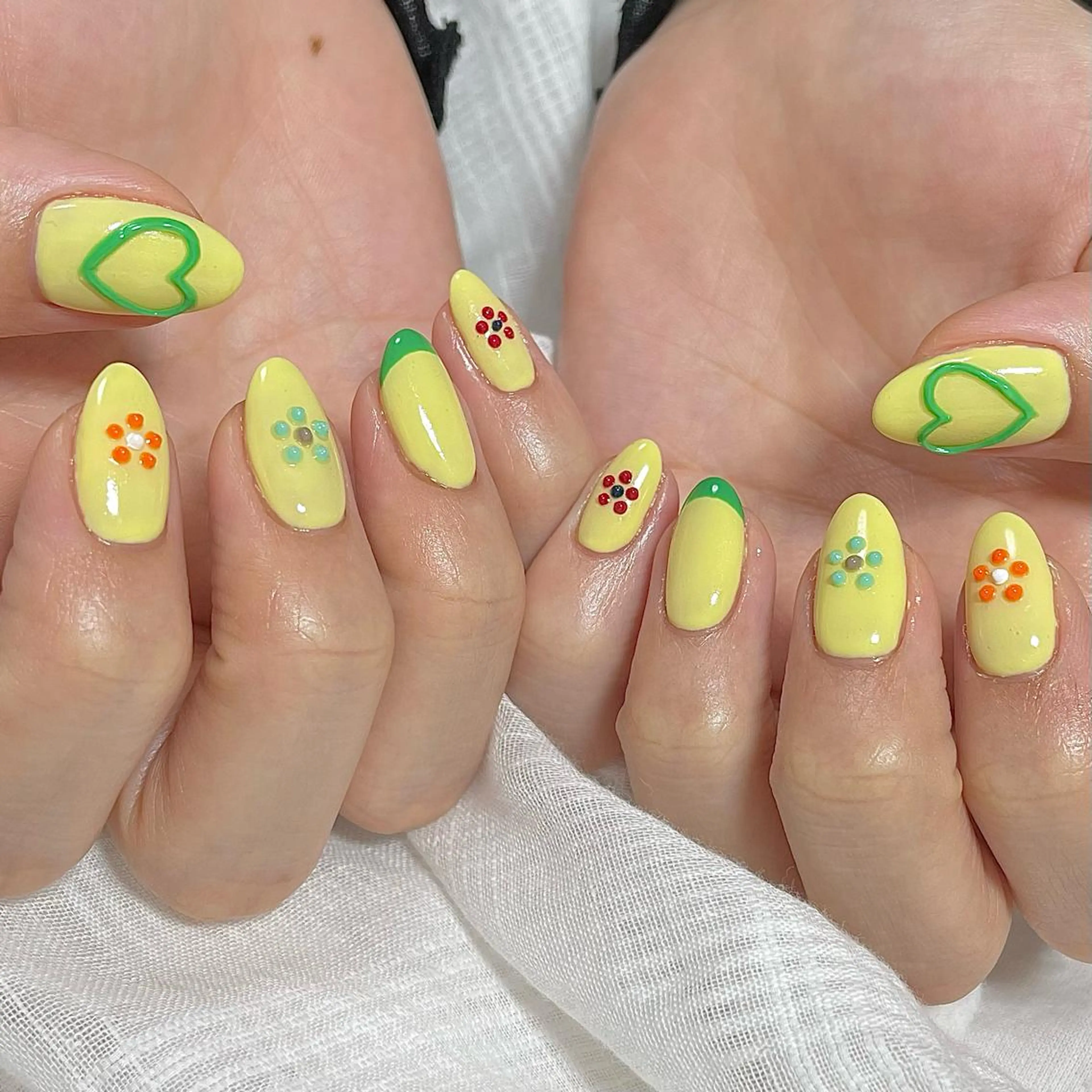 ネイル ハンドネイル Nailsalon BLOOM🌷 山崎のネイルデザイン