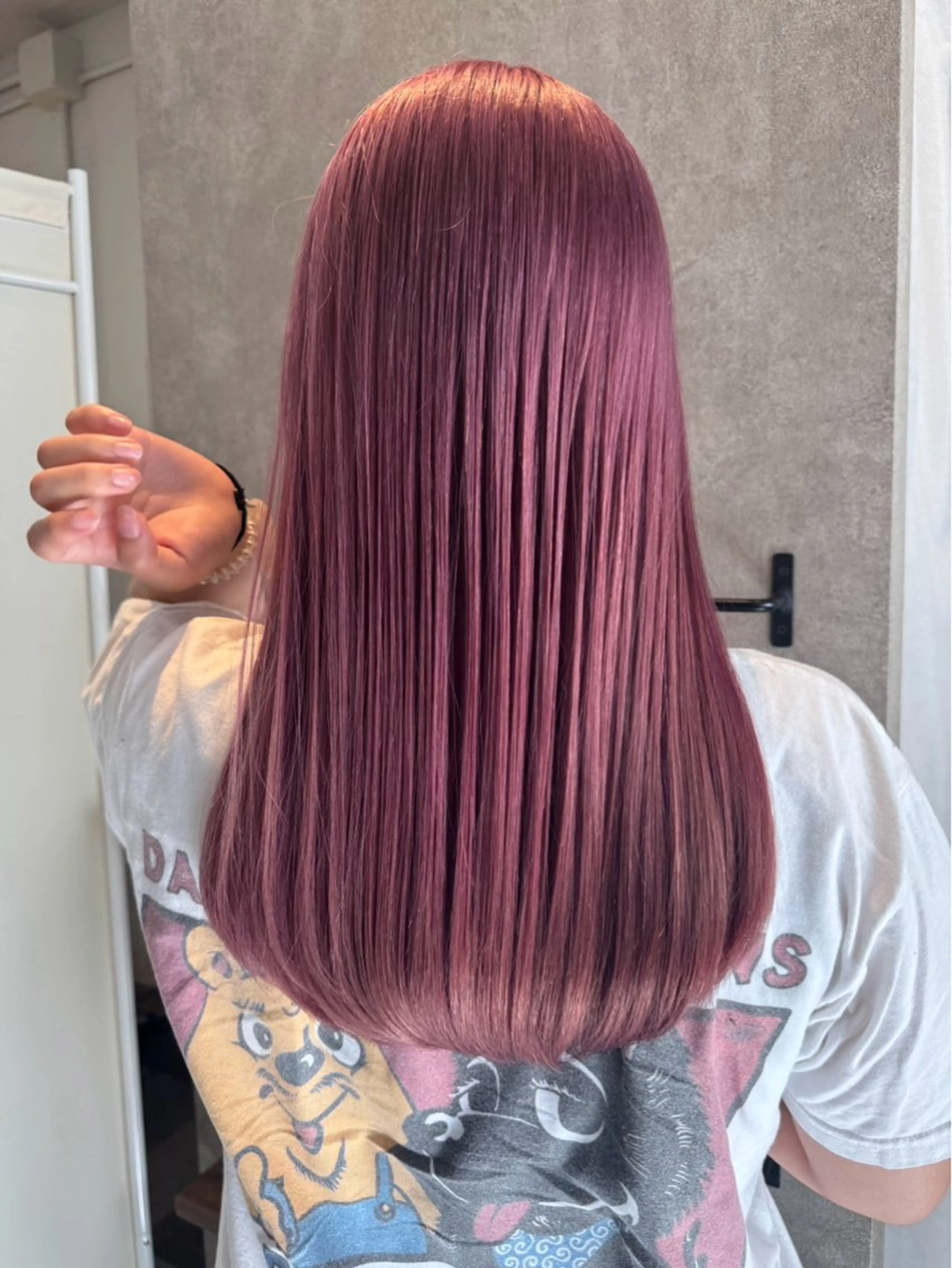 ロング カラー バレイヤージュ ブリーチ 透明感カラー グラデーションカラー ハイライトカラー ヘアカラー トリートメント 髪質改善/透明感 OAK兵庫のヘアスタイル