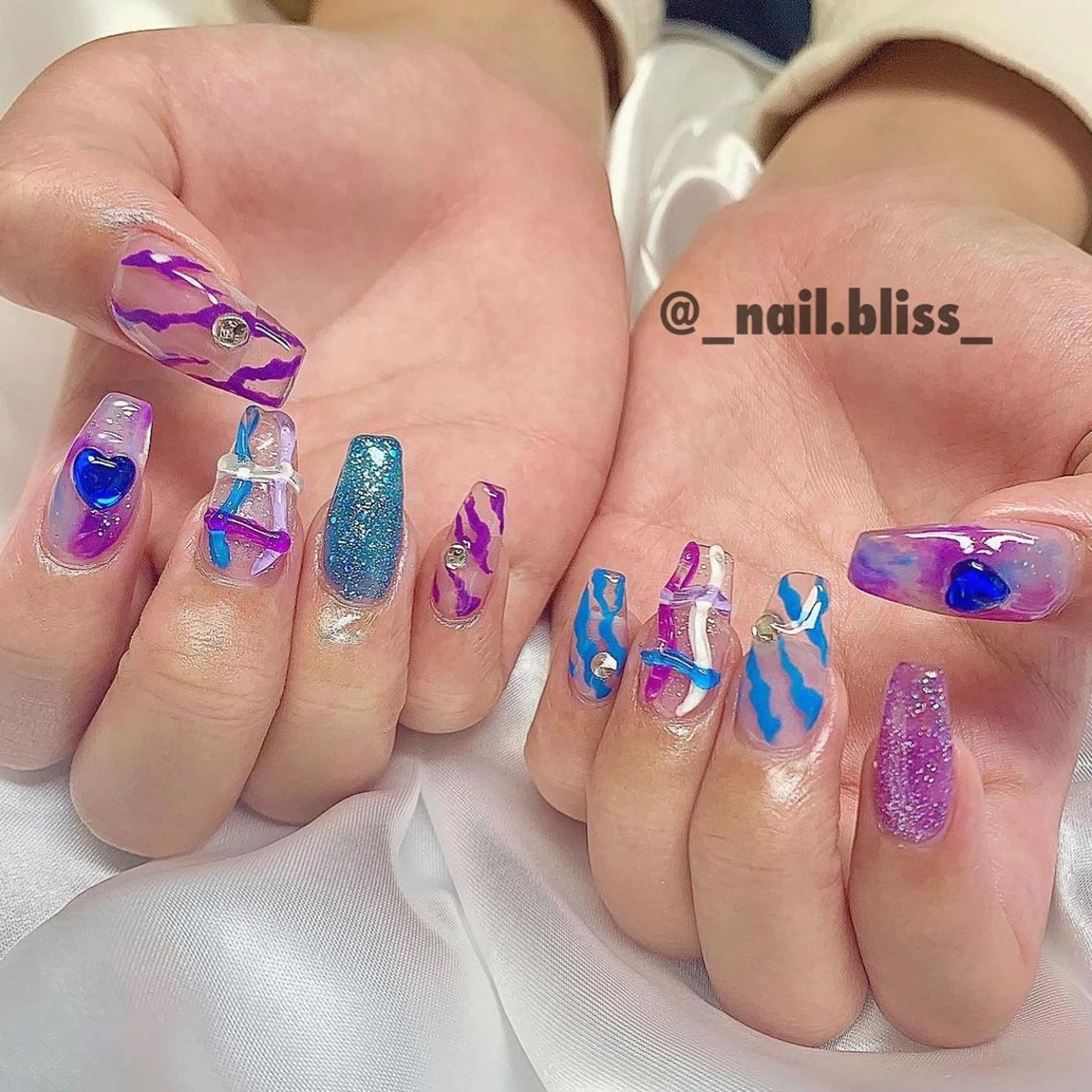ネイル アニマル柄 クリアネイル NAIL BLISSのネイルデザイン