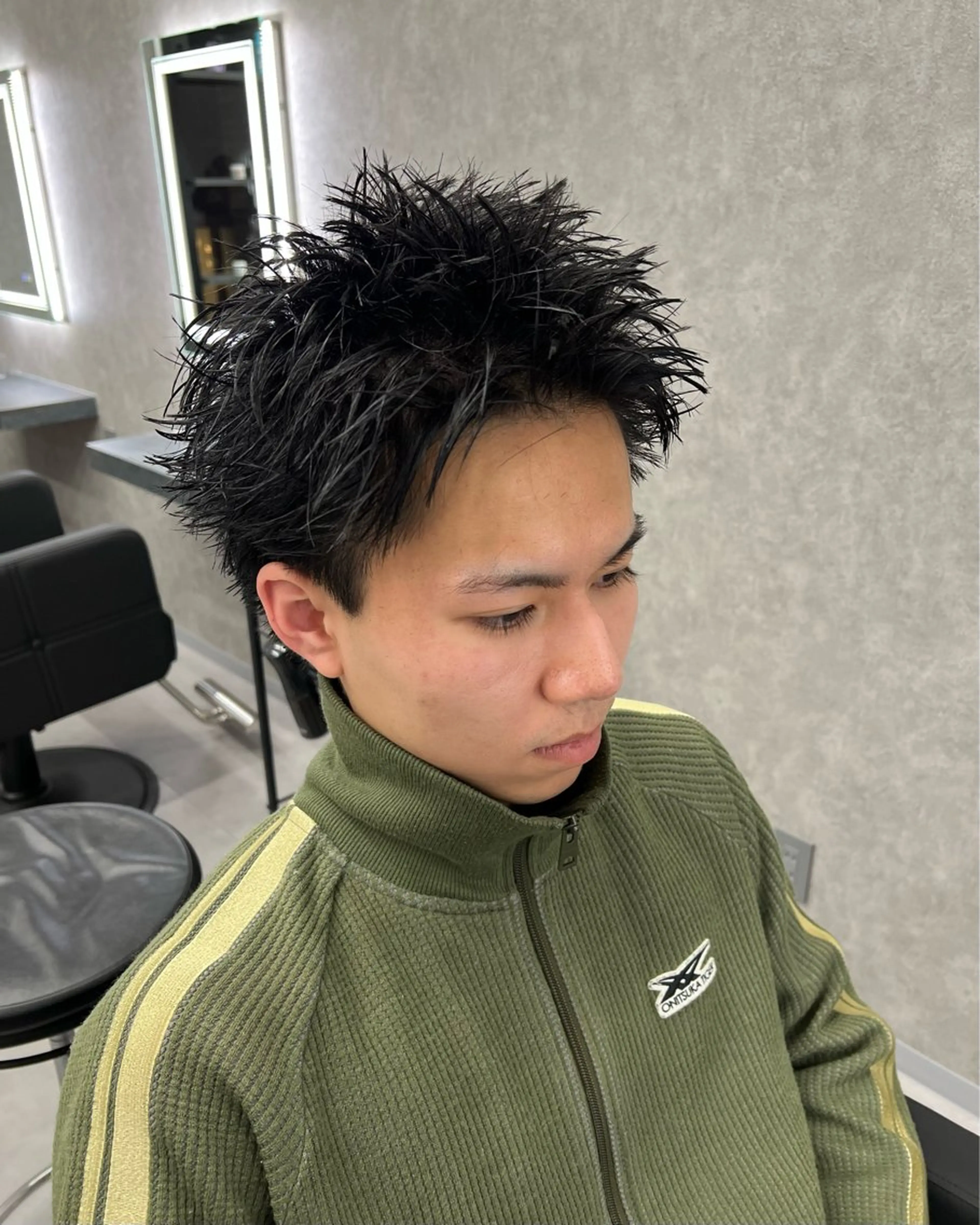 ショート メンズ スパイキーショート ショートヘア スパイキーの鬼 ヒロムのヘアスタイル