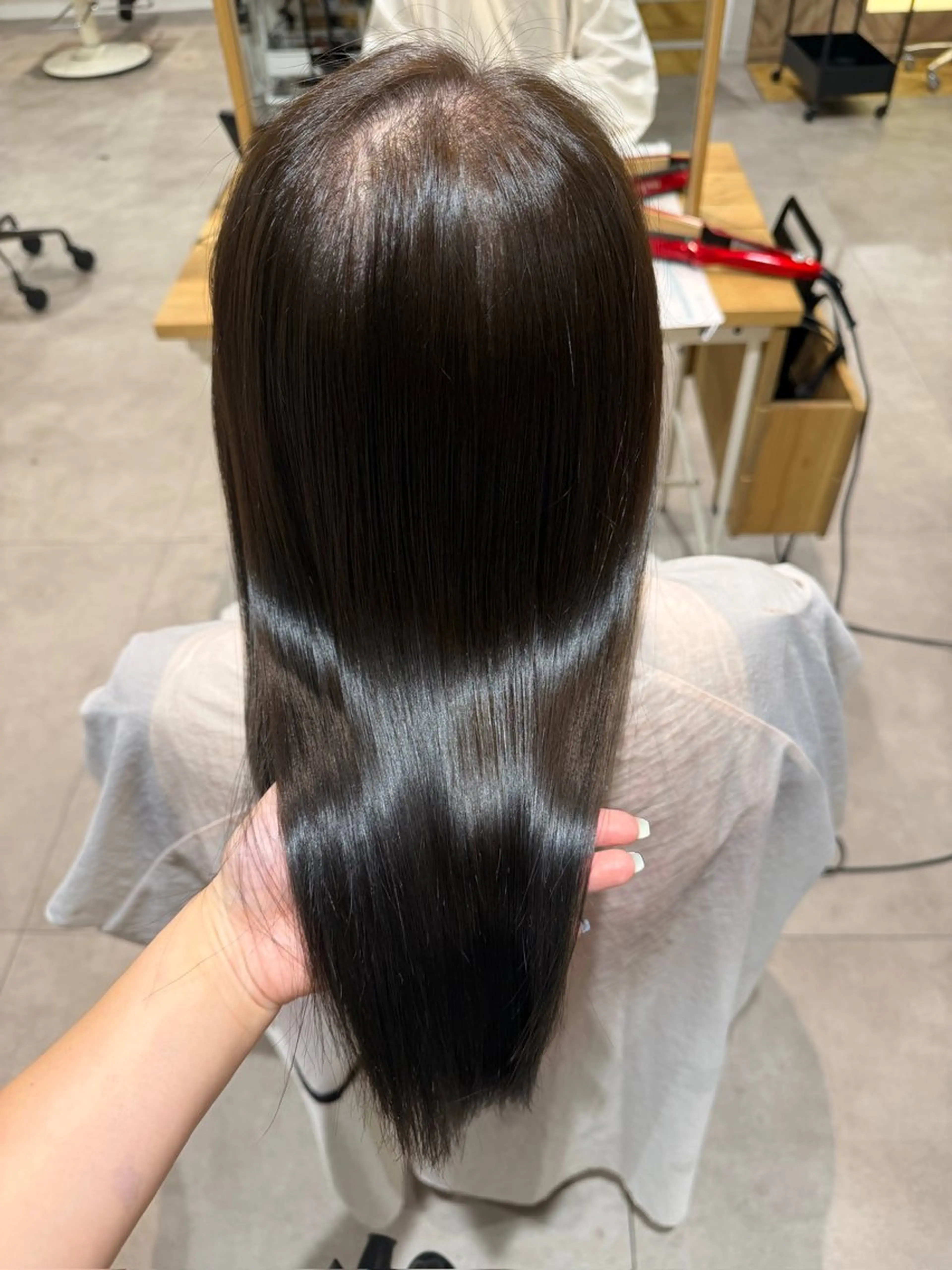 縮毛矯正+トリートメント✨️【40％off】の写真