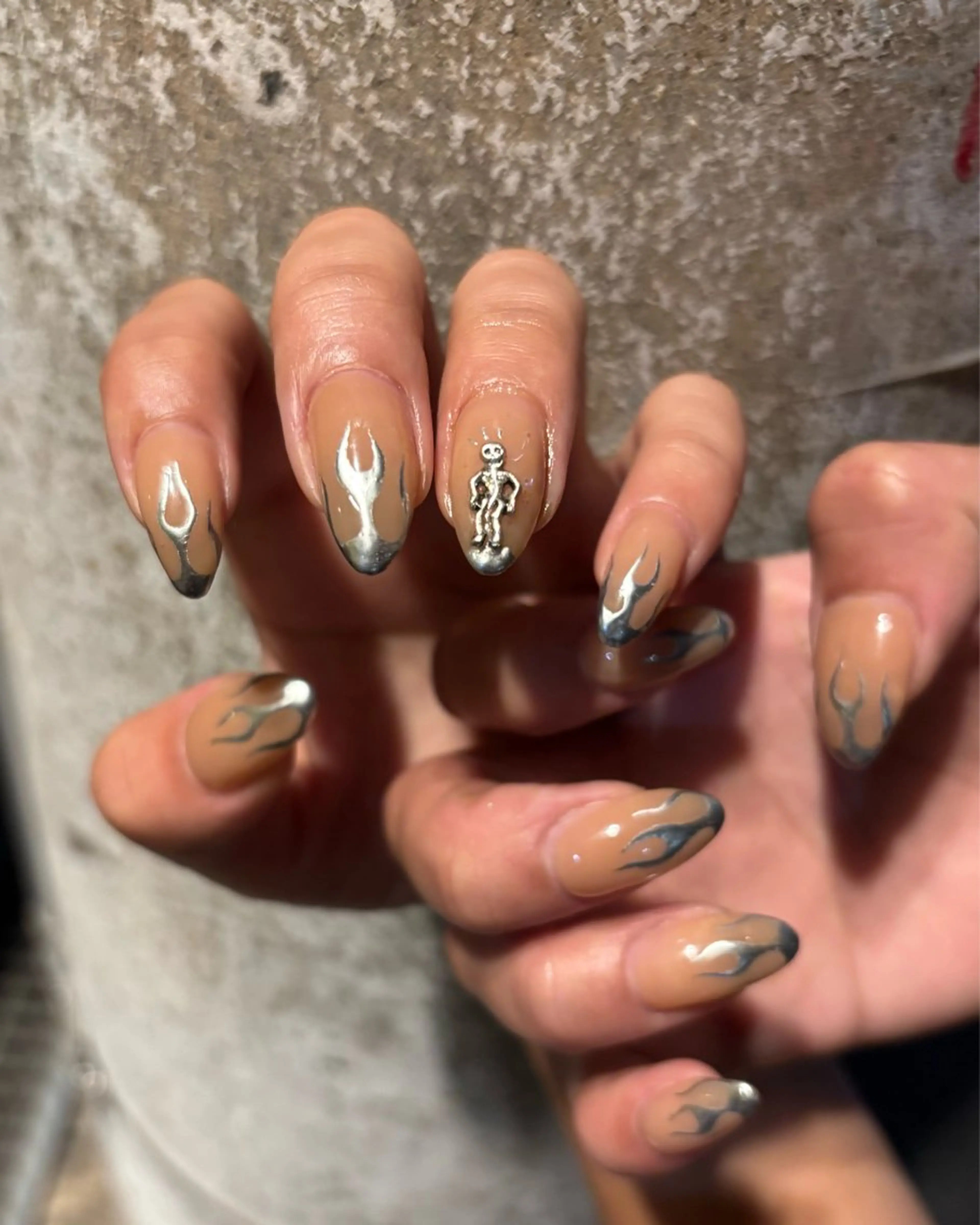 ネイル ハンドネイル 🪐富島彩夏 /海外nail🪐のネイルデザイン