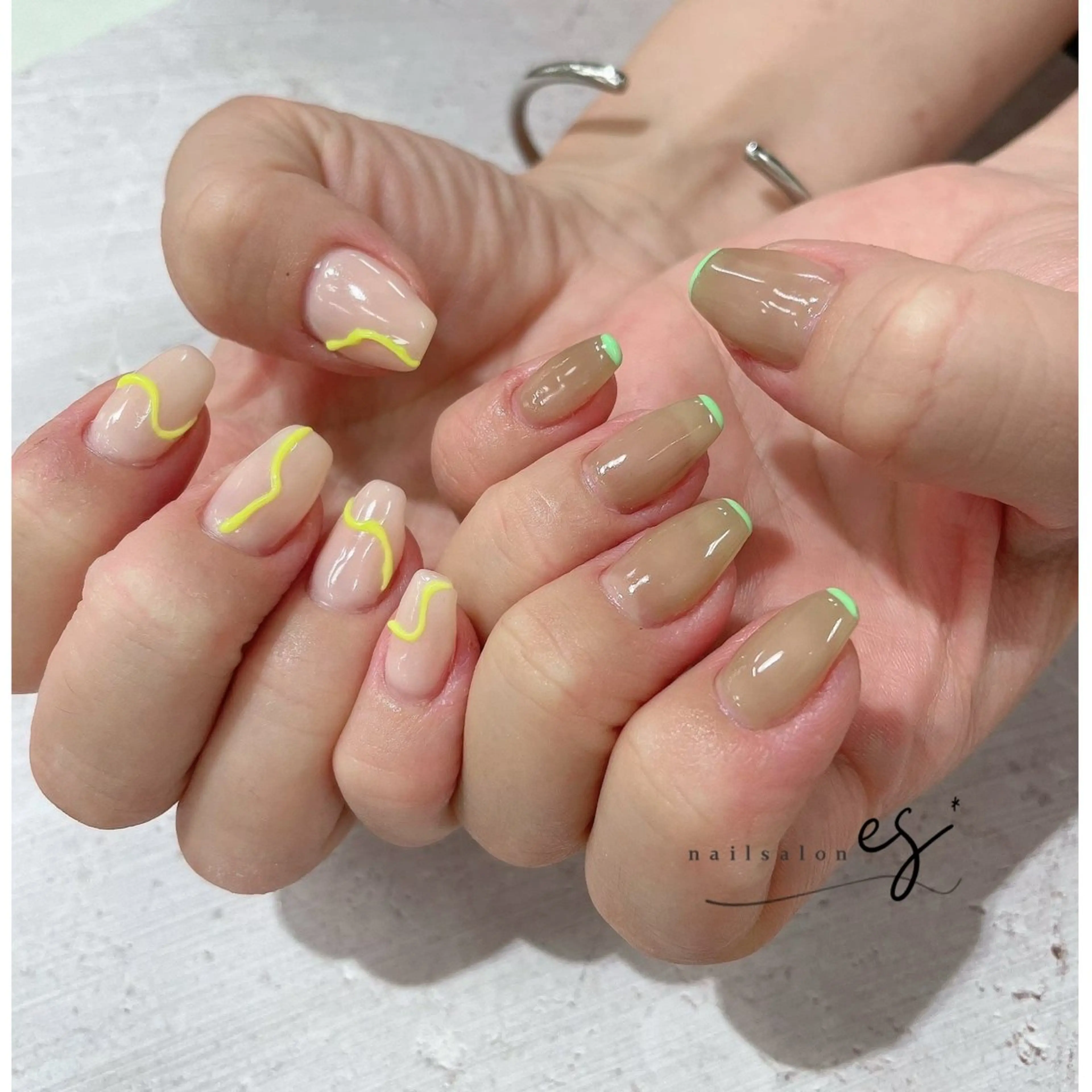 ネイル nailsalon esのネイルデザイン