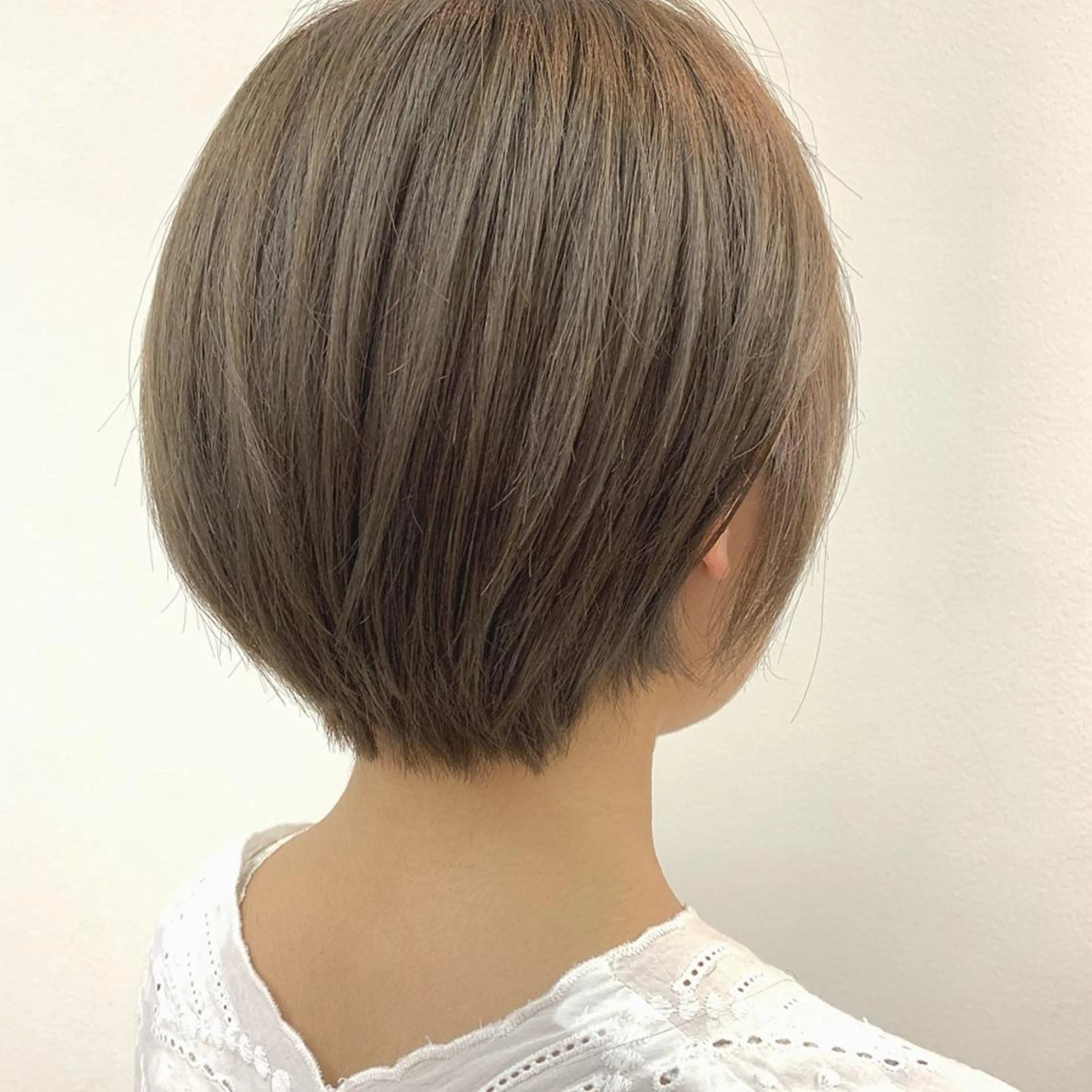 ショート カラー ショートヘア カット ヘアカラー トリートメント 萌花 moeka /韓国/レイヤーのヘアスタイル