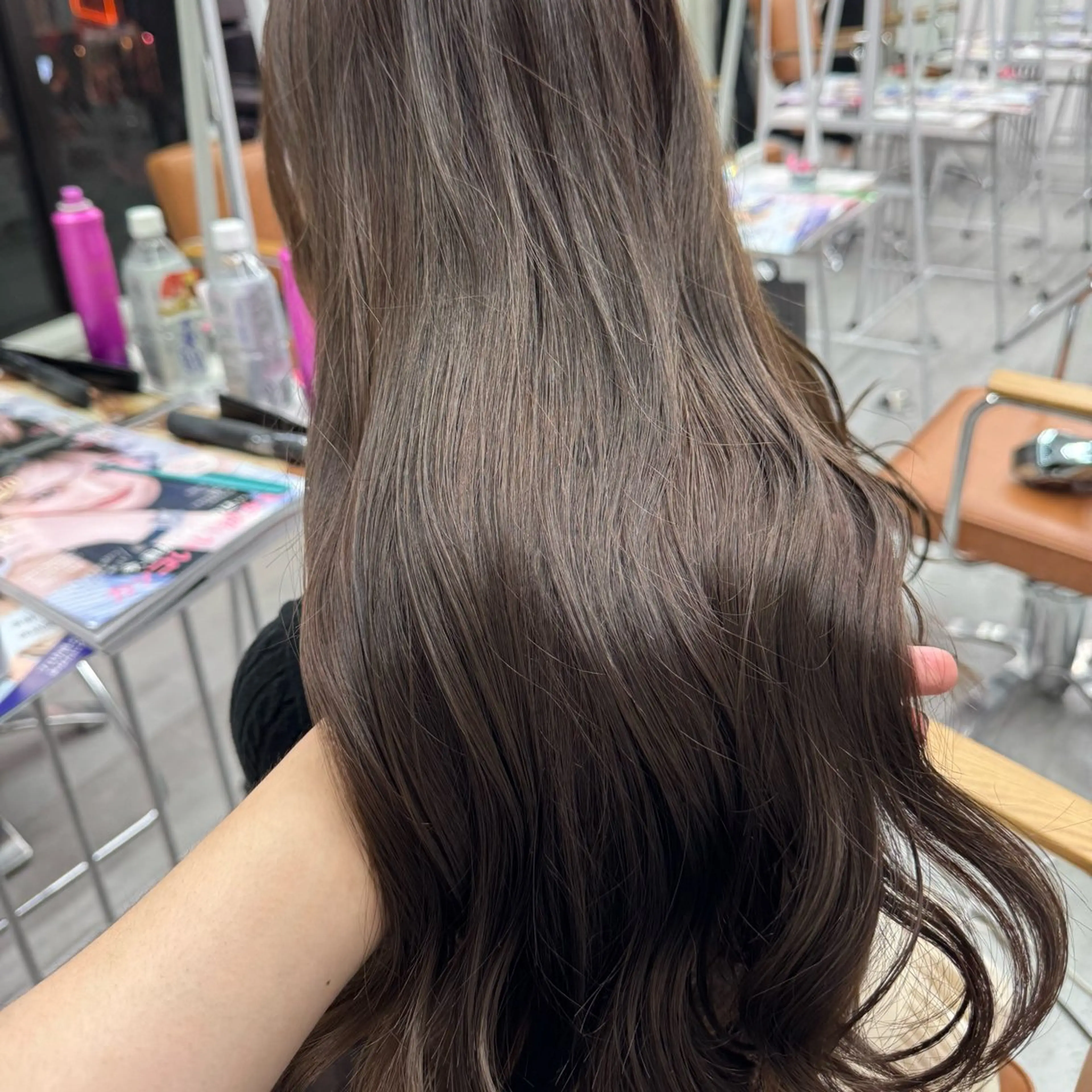 ロング カラー ヘアアレンジ ヘアカラー ブリーチなしカラー /ベージュ/安形翔のヘアスタイル