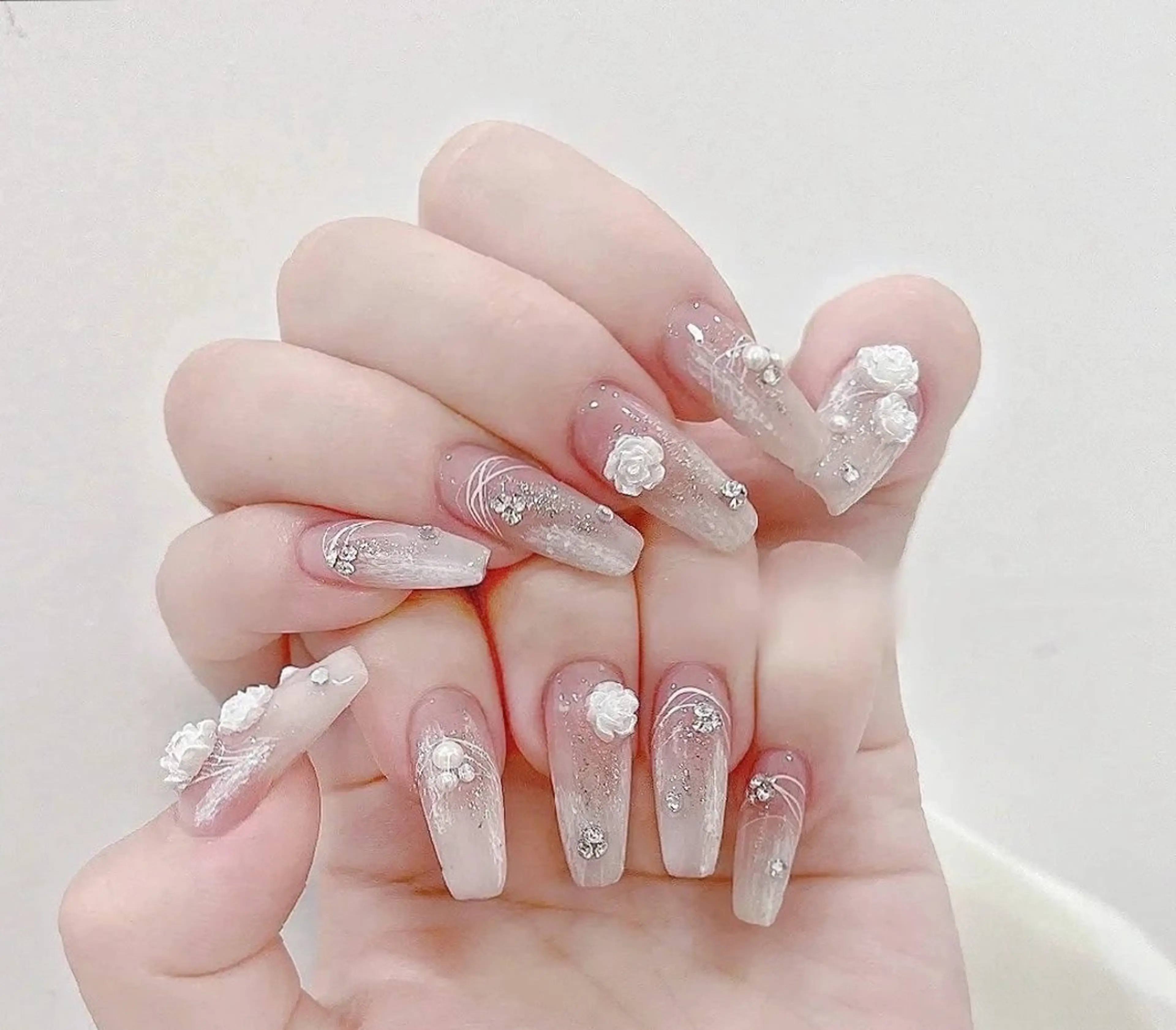 ネイル ネイリストゆか💅 長さだし、深爪矯正のネイルデザイン