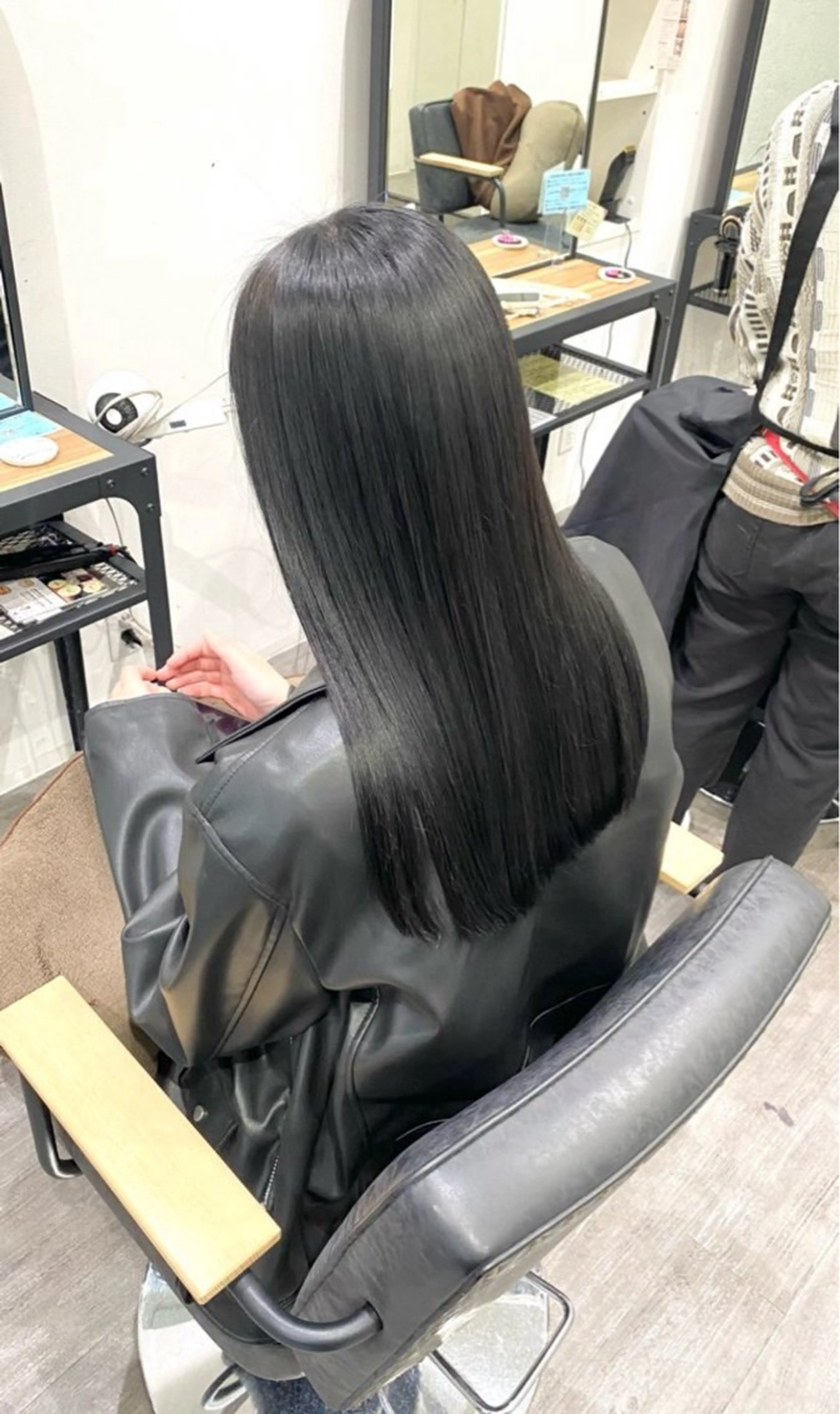 ロング カラー 松尾 遥花のヘアスタイル