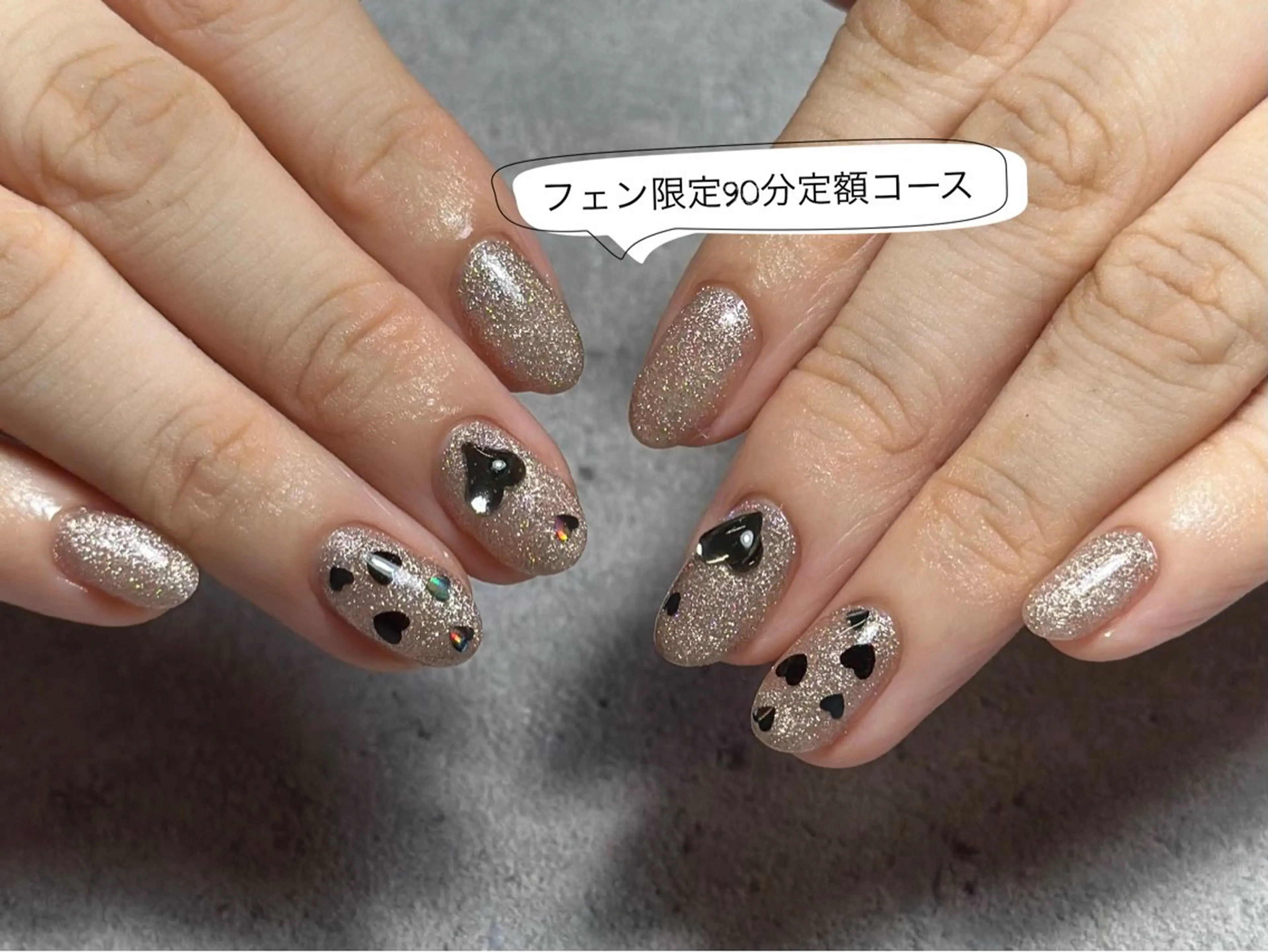 ネイル ハンドネイル 7LOOKS フェンのネイルデザイン