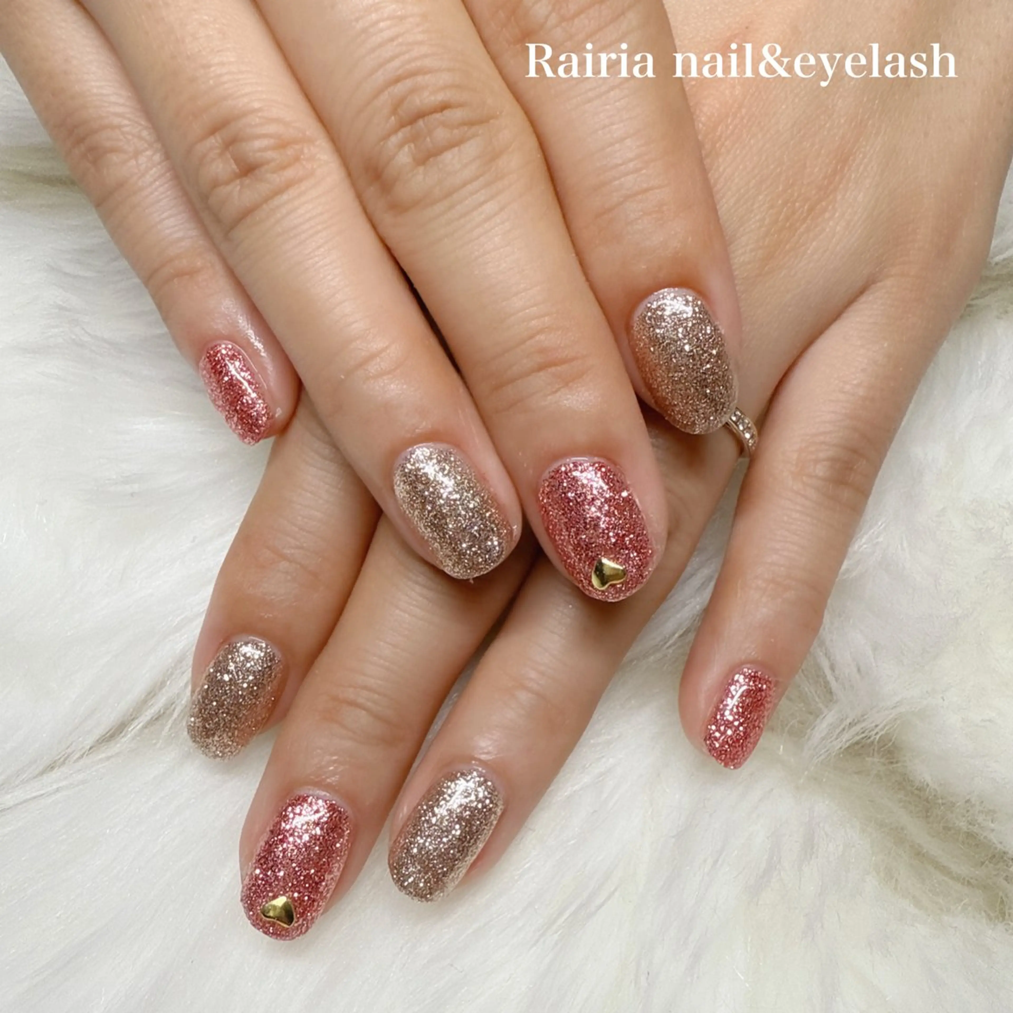 ネイル ラメ(グリッター) Rairia   nail所属・屋敷 理奈のネイルデザイン