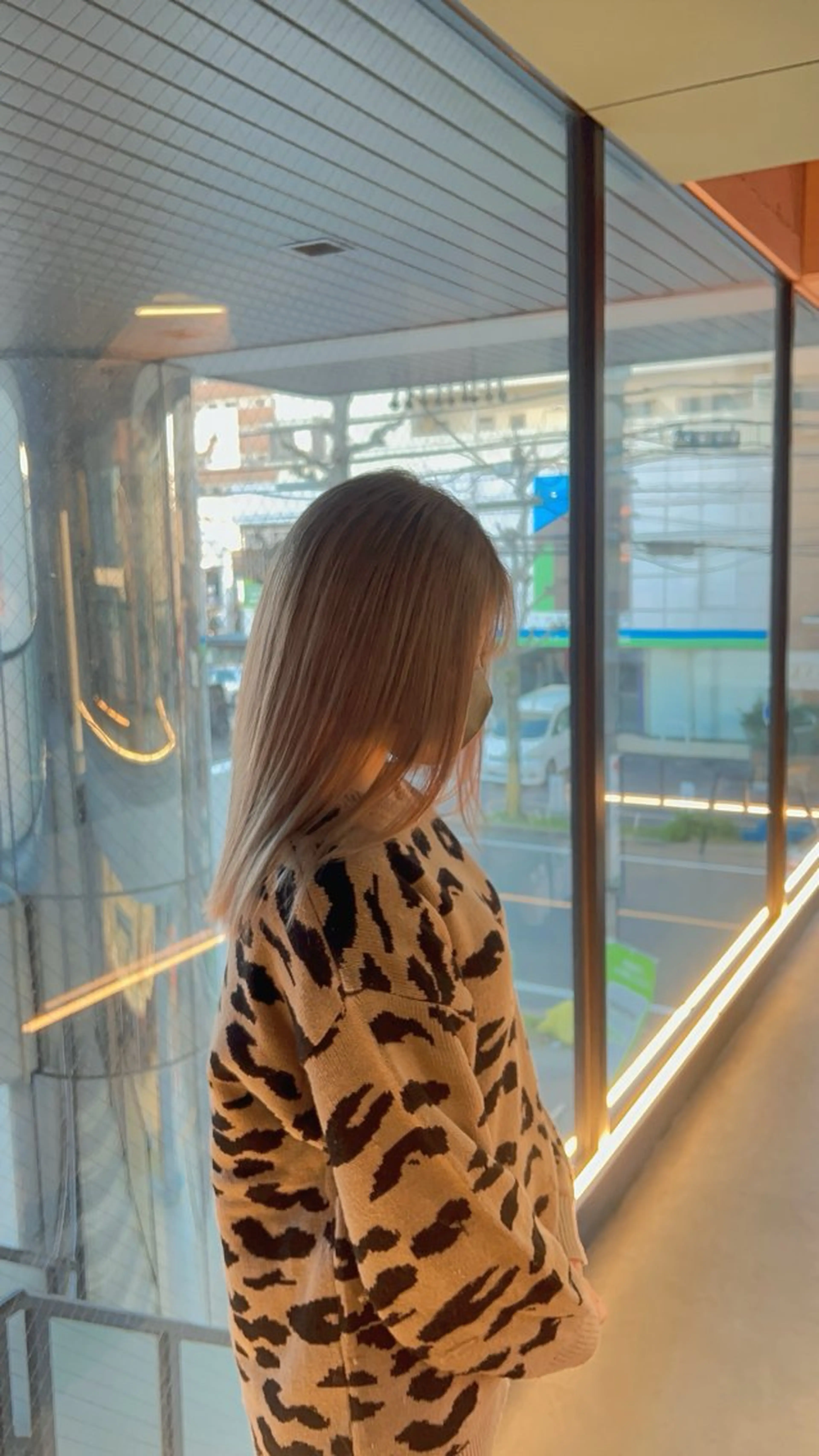 カラー ヘアカラー トリートメント 今が1番似合う自分に /志音のヘアスタイル