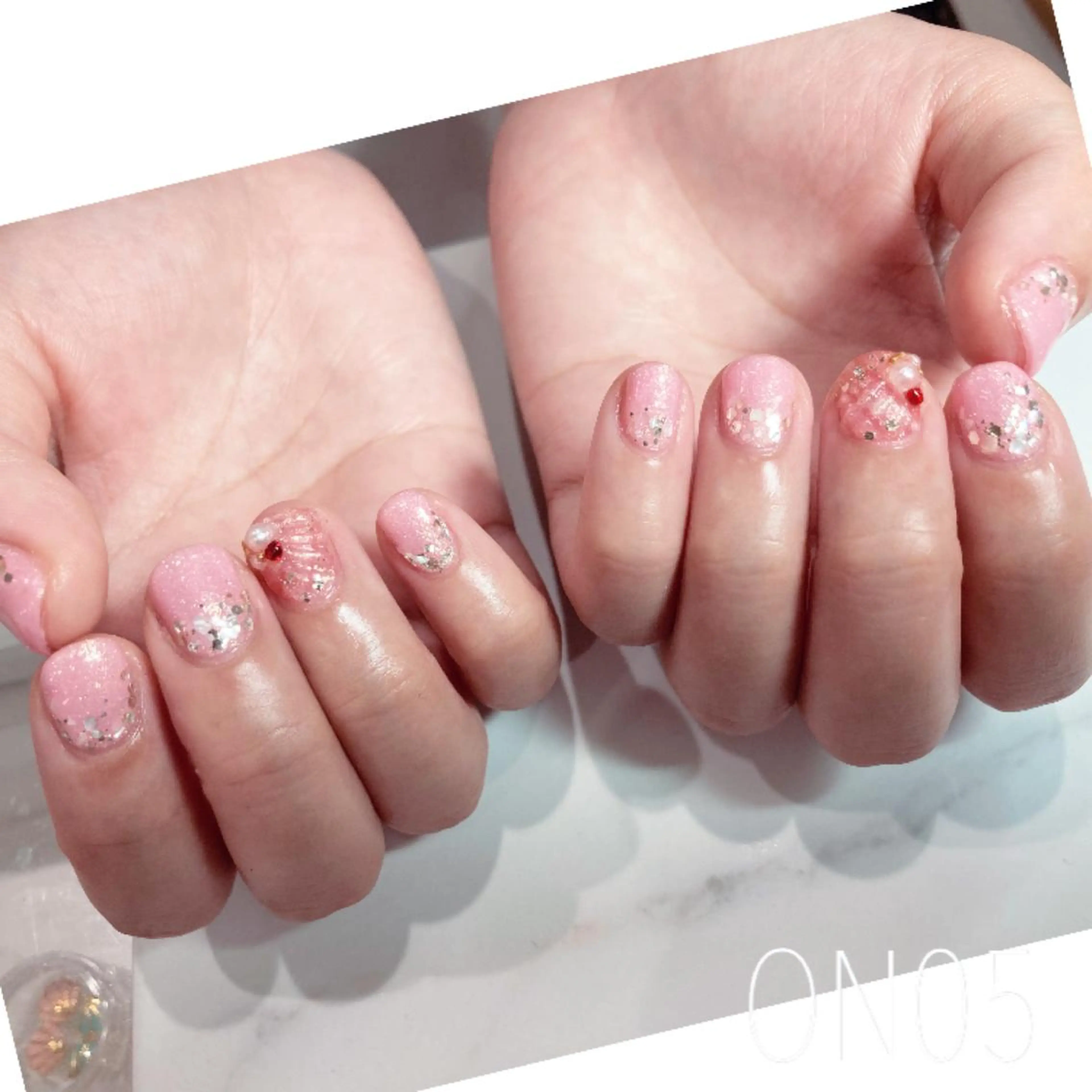 ネイル 園 寛子 （ネイリスト）のネイルデザイン