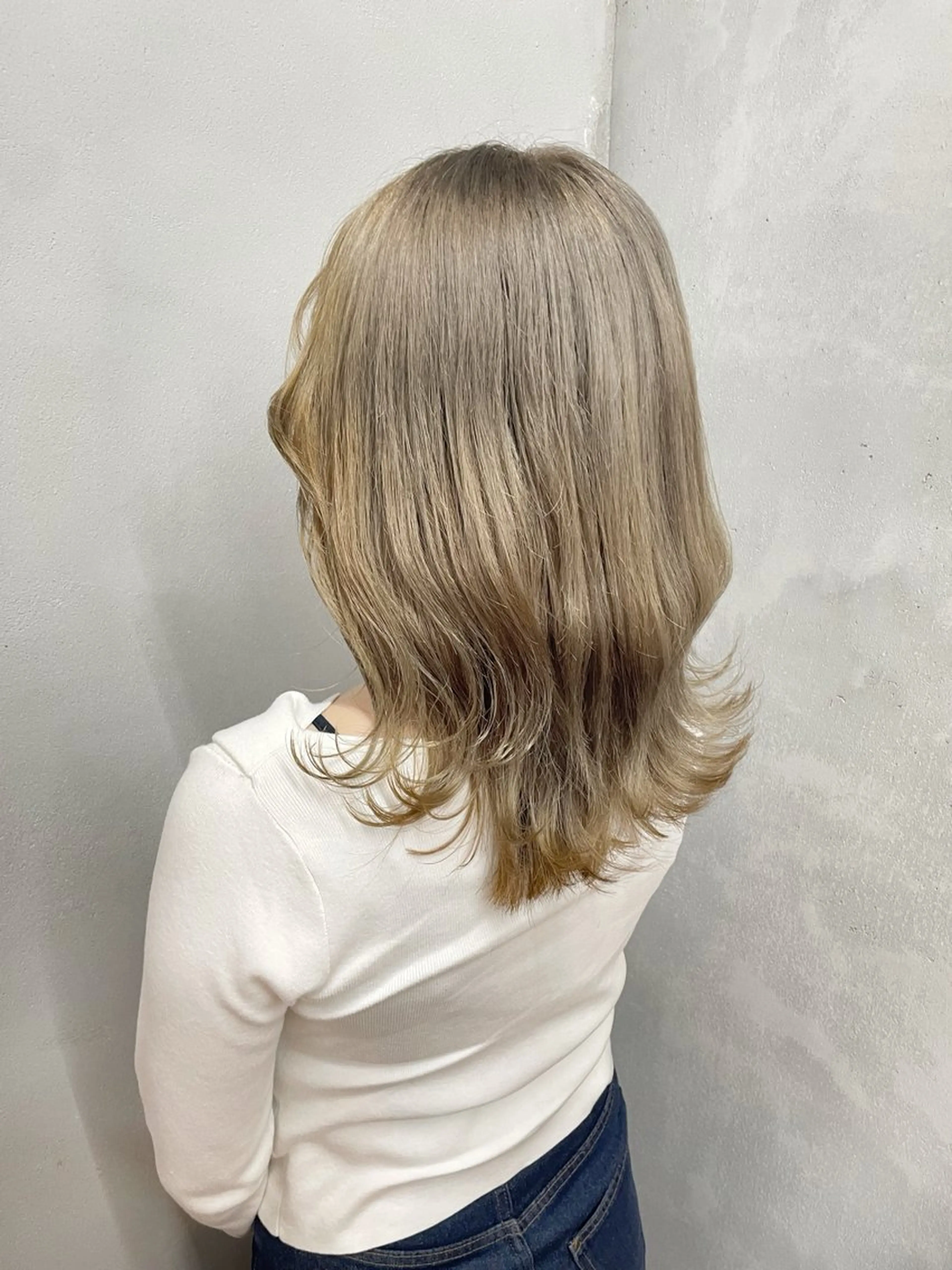 ミディアム カラー 女性リピ90%🍨 🩷佐藤みずきのヘアスタイル