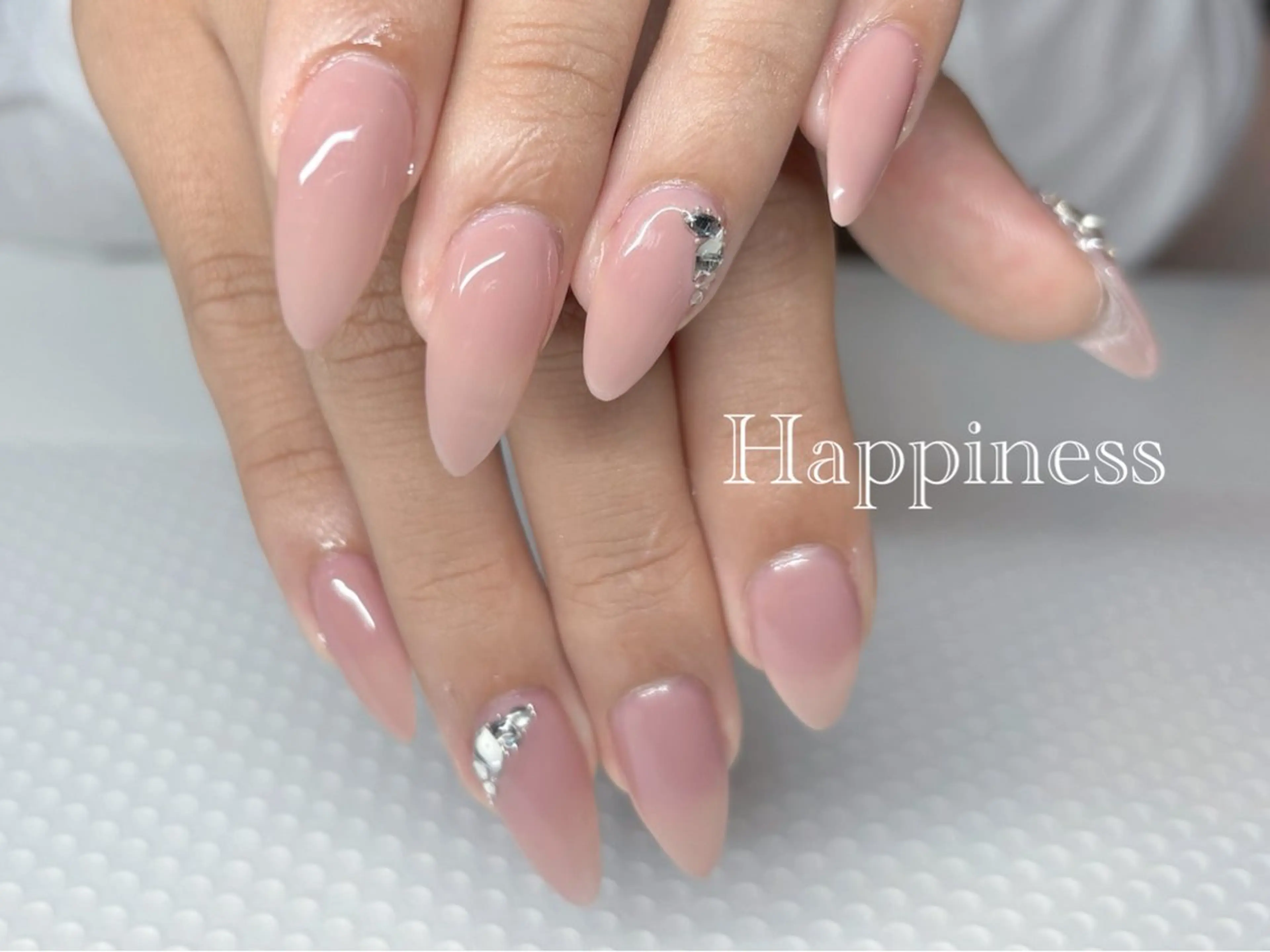 ネイル ハンドネイル Nail Salon Happinessのネイルデザイン