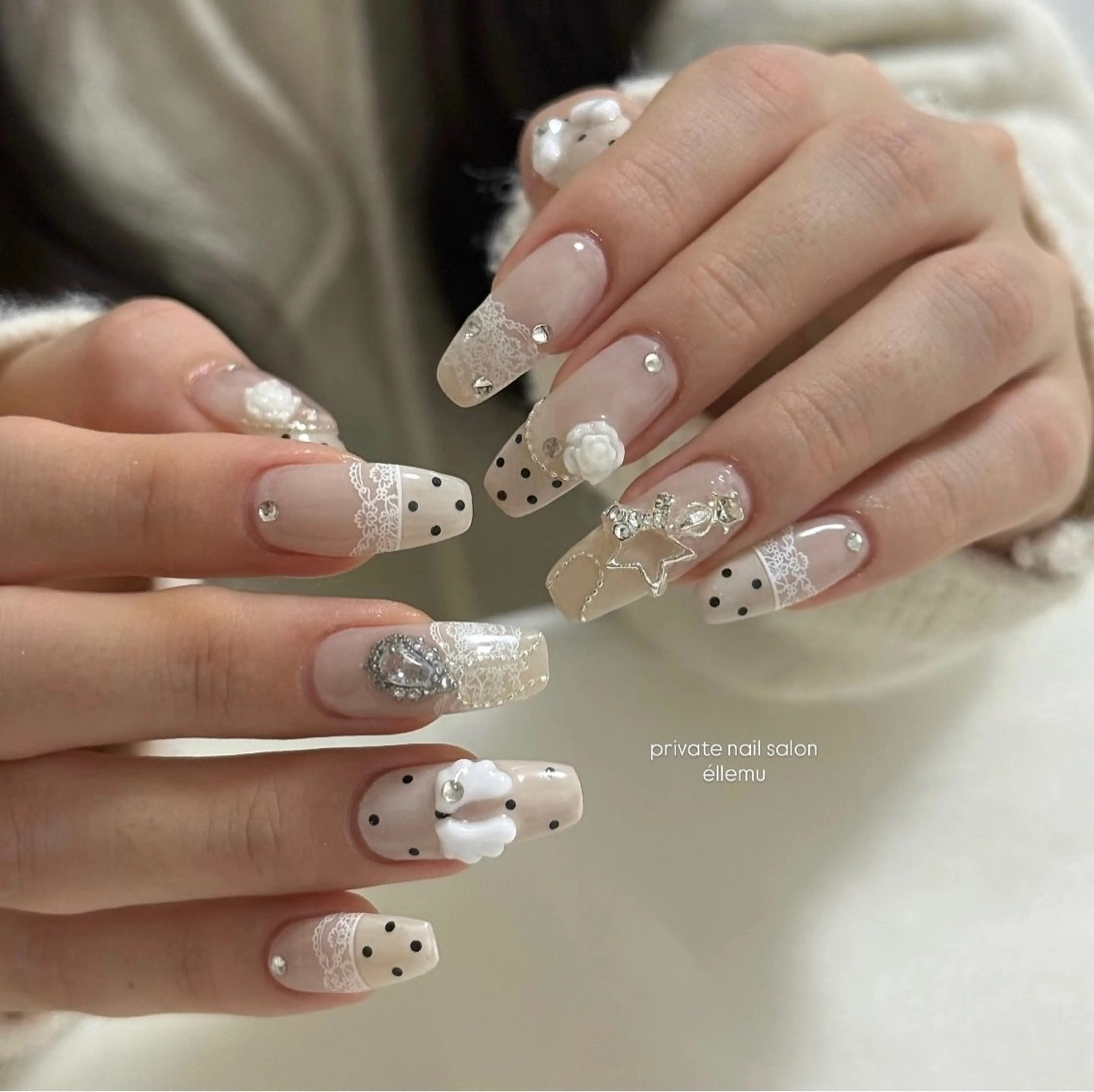 ネイル éllemu えるみゅのネイルデザイン