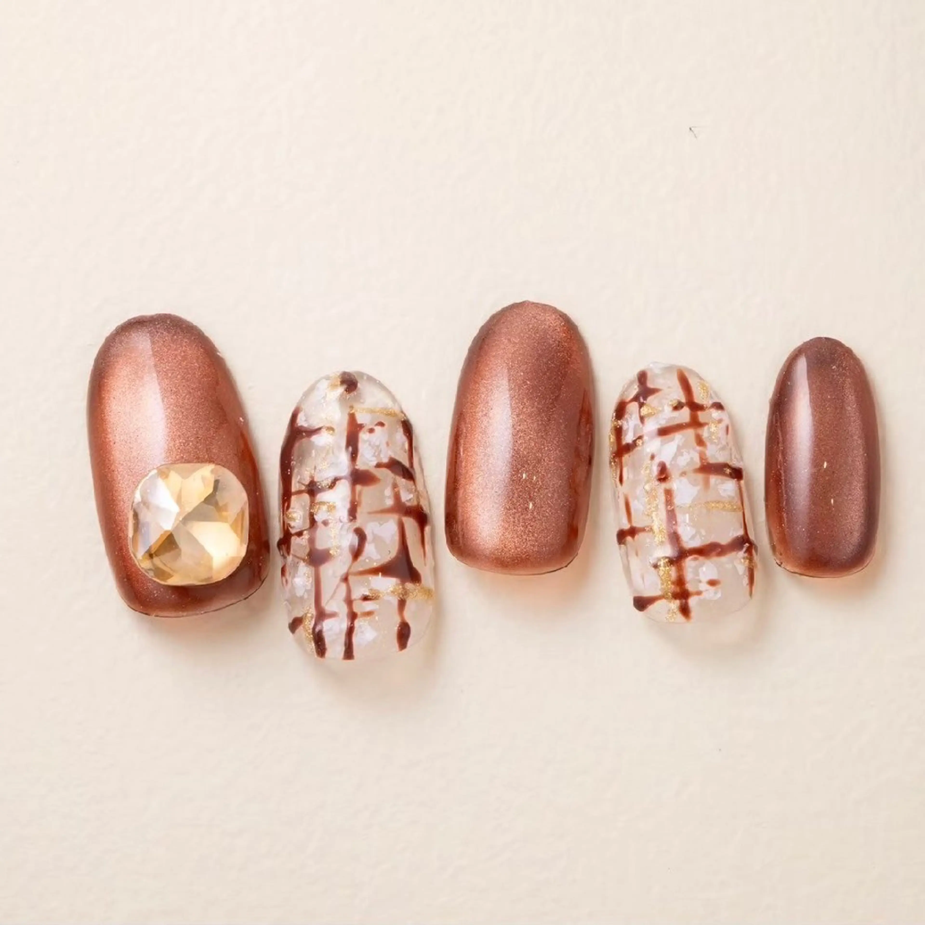 ネイル 💙🤍Tiary M🤍💙のネイルデザイン