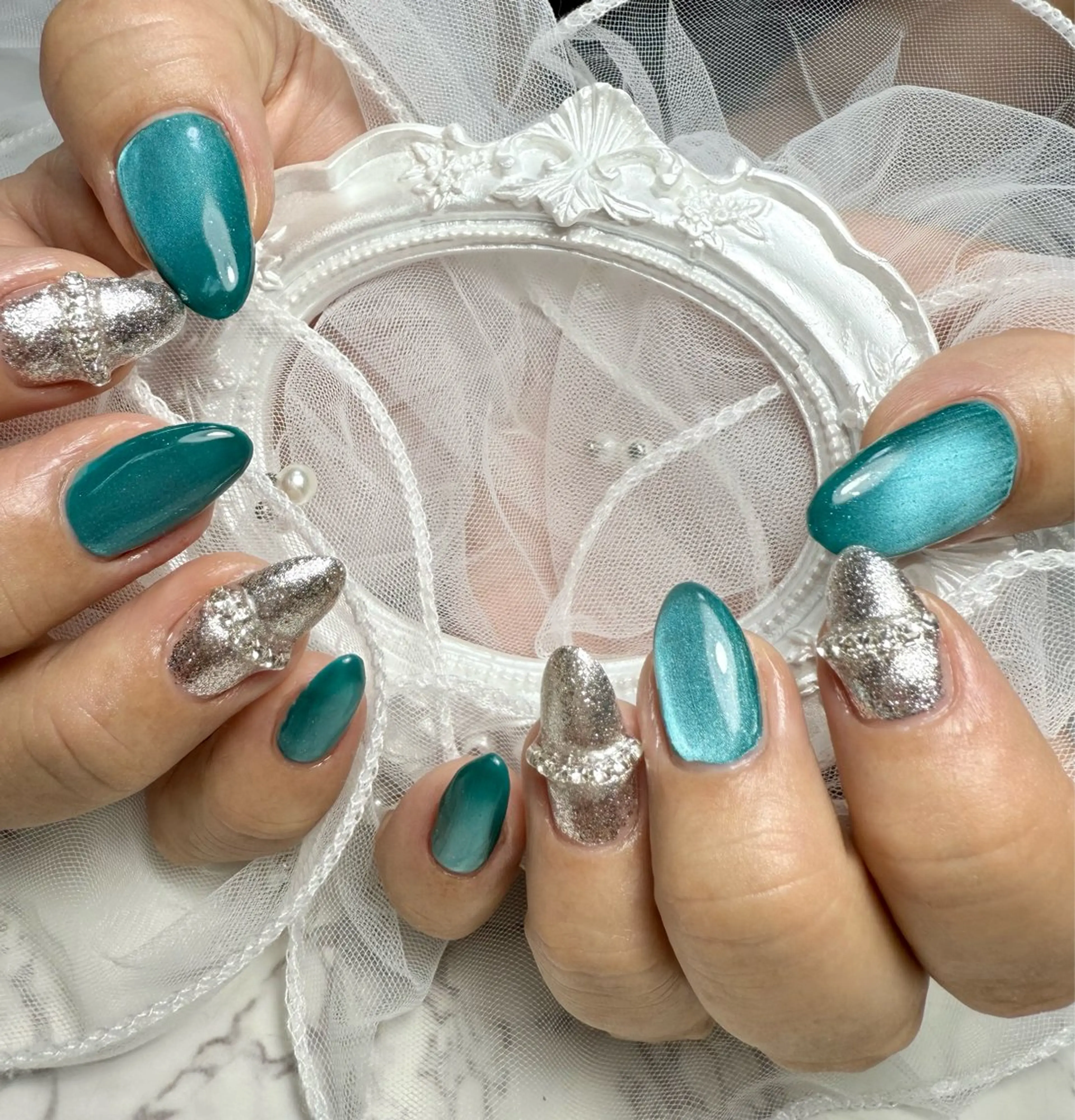 ネイル アートネイル フレンチネイル ガラスフレンチ 氷ネイル・うるうるネイル キラキラネイル M.N_ nailのネイルデザイン