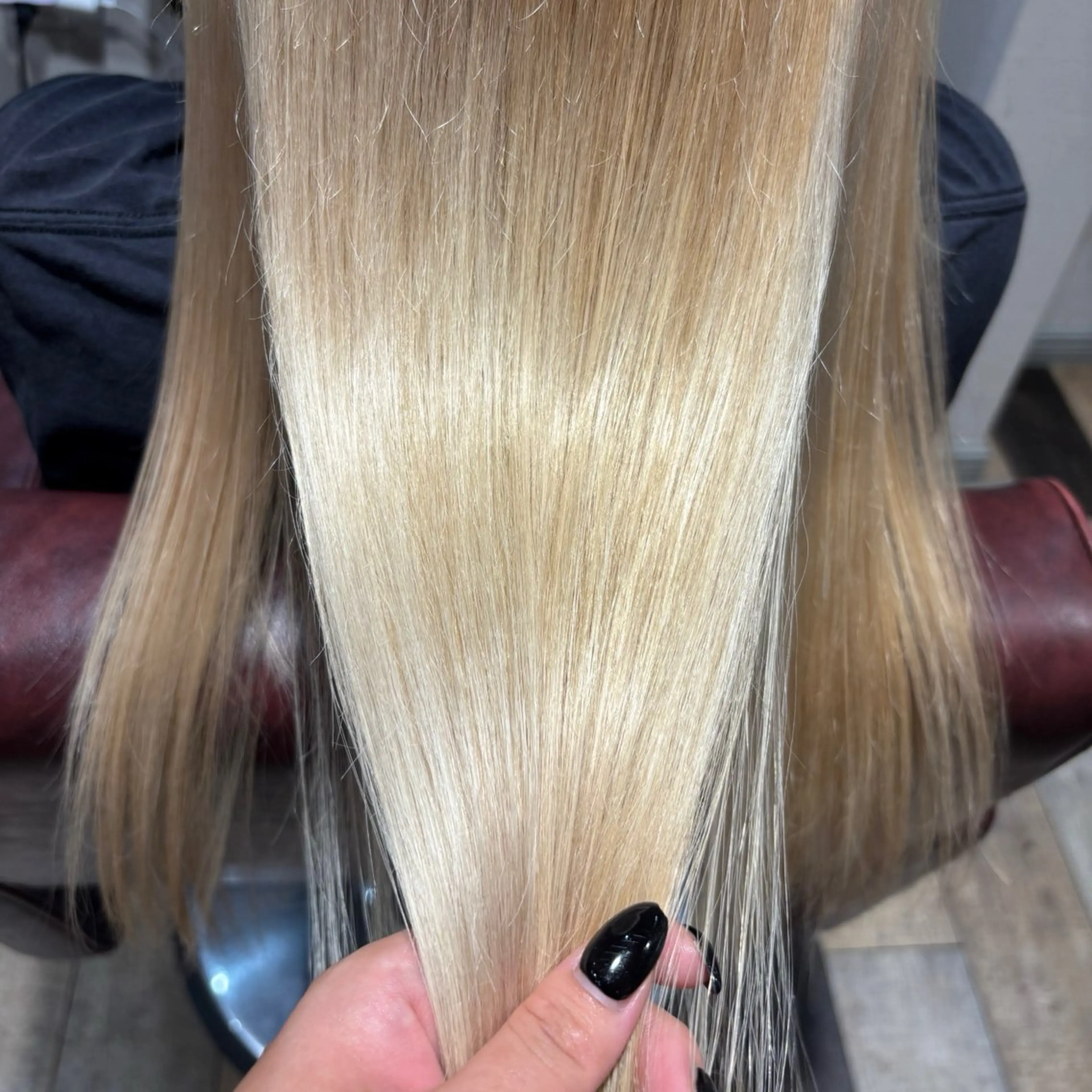 ロング カラー あいさ🤍ムラ無しカ ラー🤍のヘアスタイル