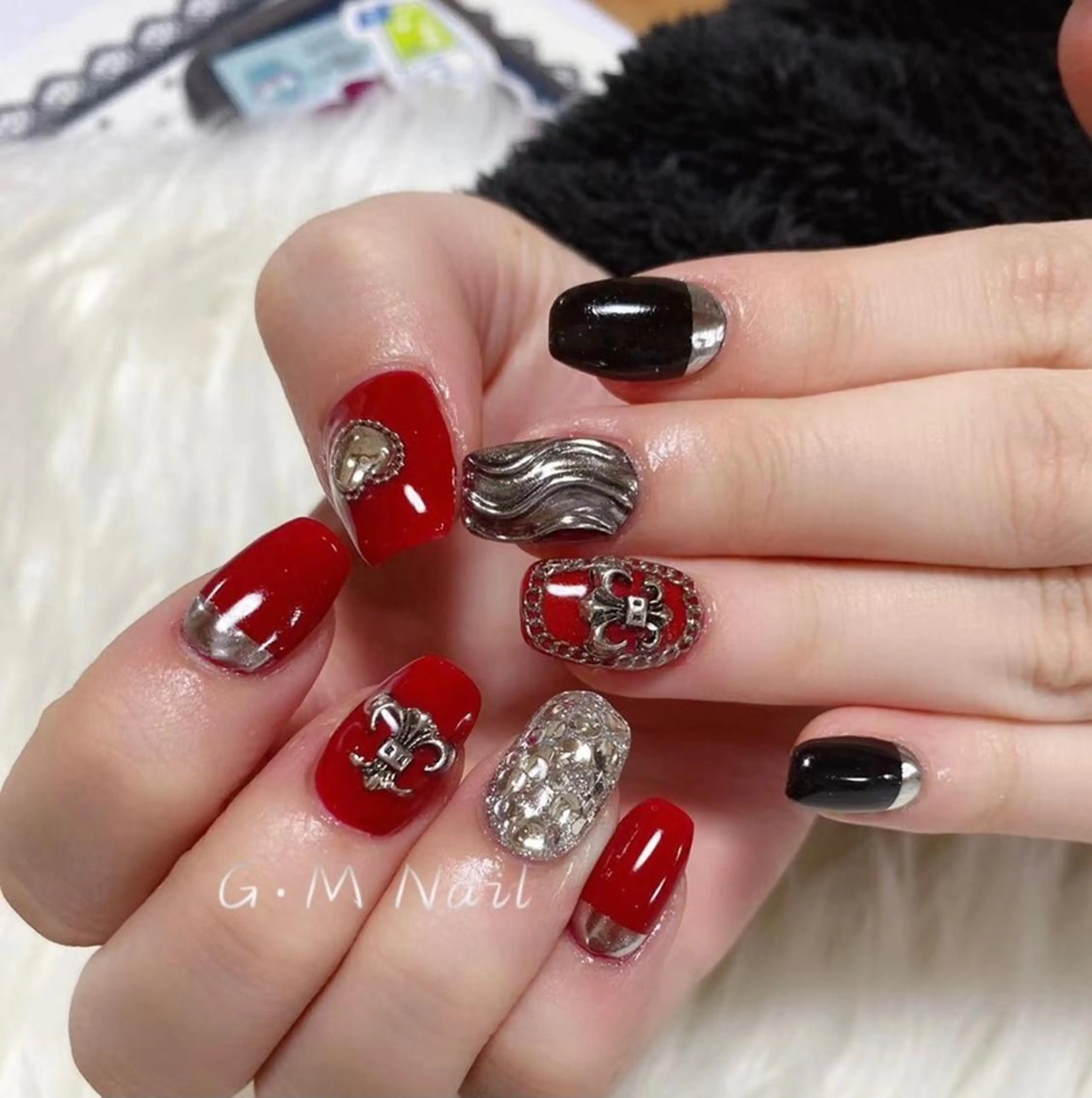 ネイル ハンドネイル ＆ME アンドミーのネイルデザイン